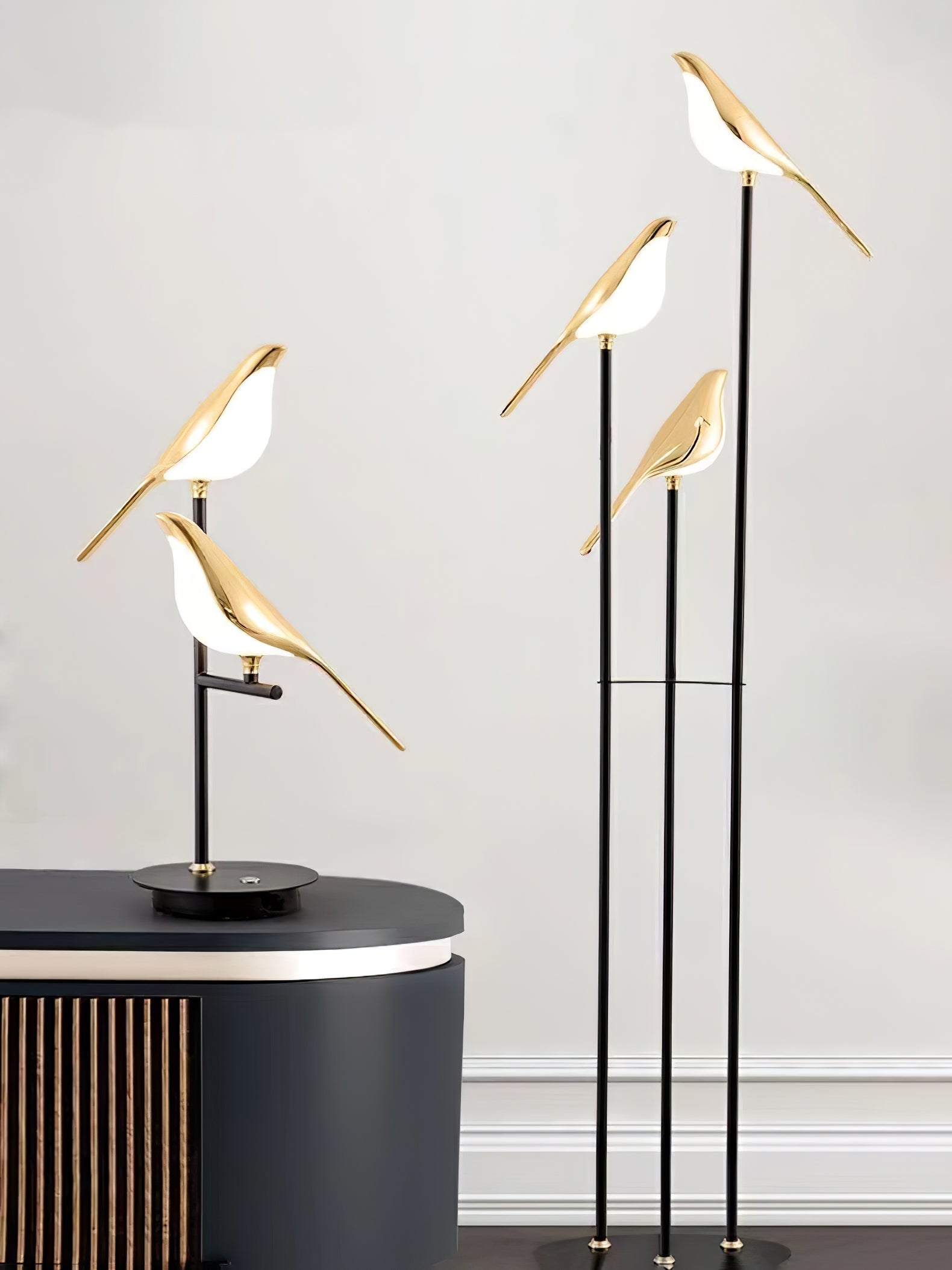 Magpie Perch Table Lamp - Blowlighting