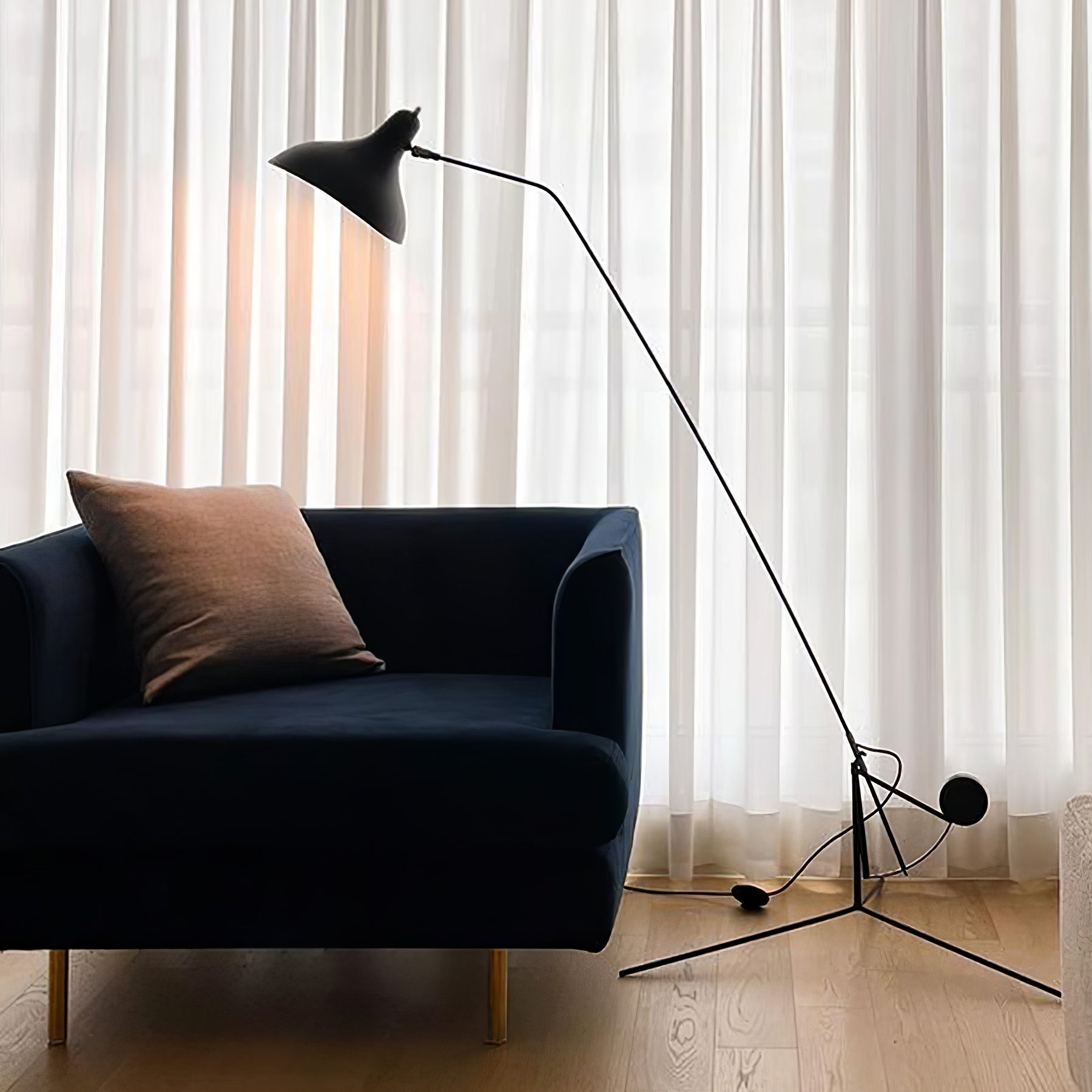 Mantis Arm Floor Lamp - Blowlighting