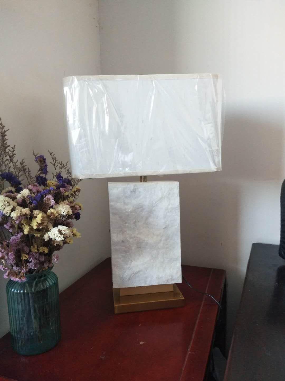 Marbi Table Lamp - Blowlighting