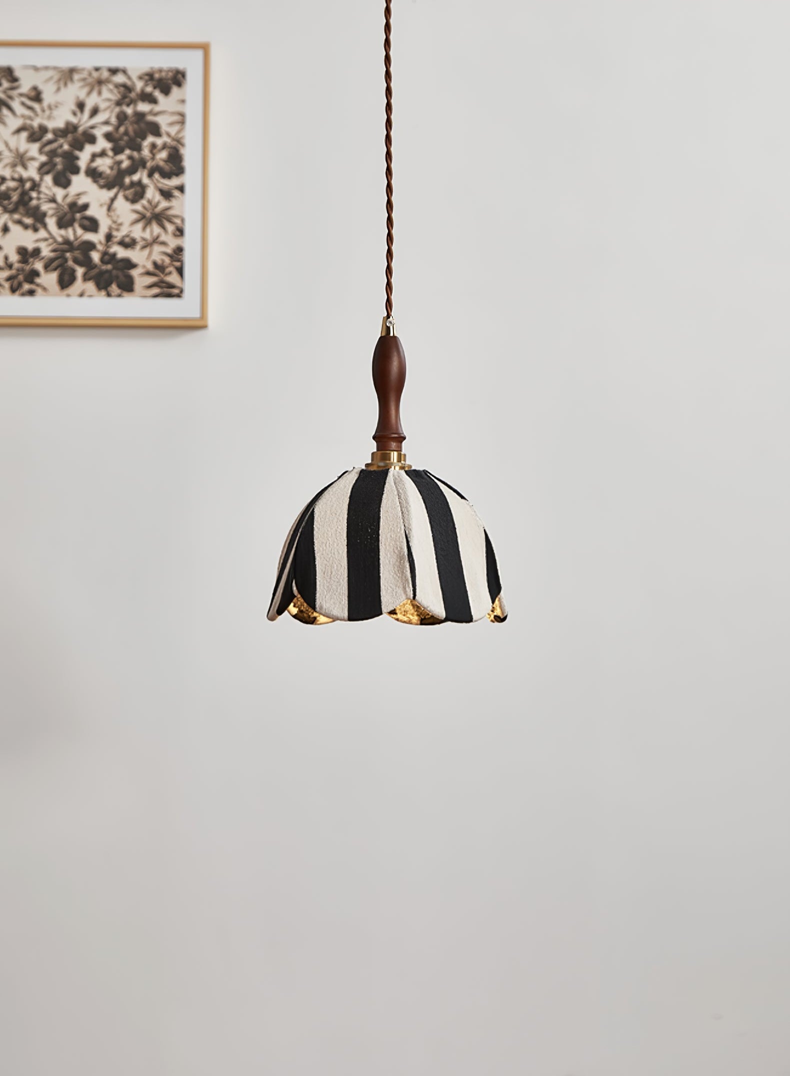 Marbre Stripe Pendant Light - Blowlighting