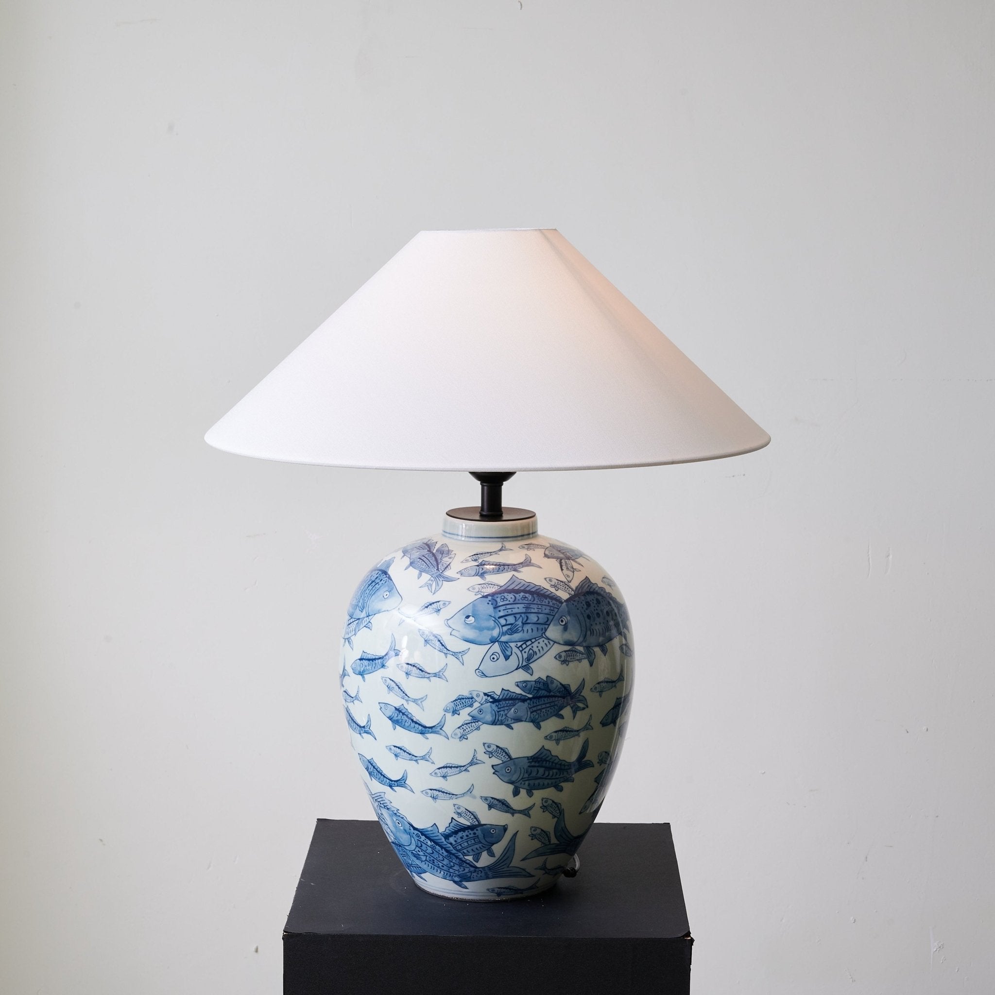 Marina Porcelain Table Lamp - Blowlighting