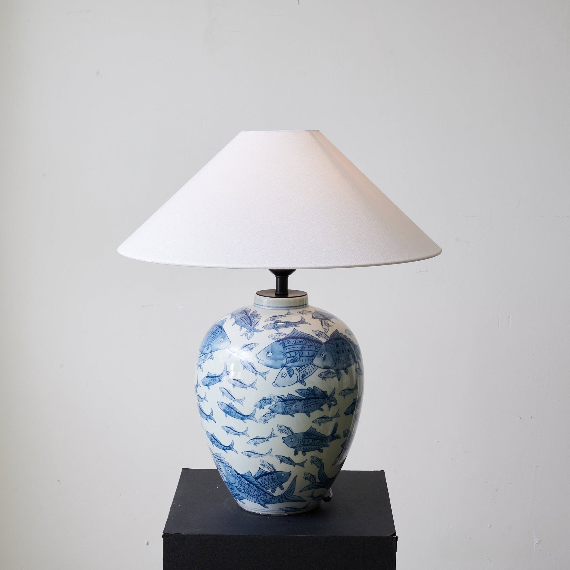 Marina Porcelain Table Lamp - Blowlighting