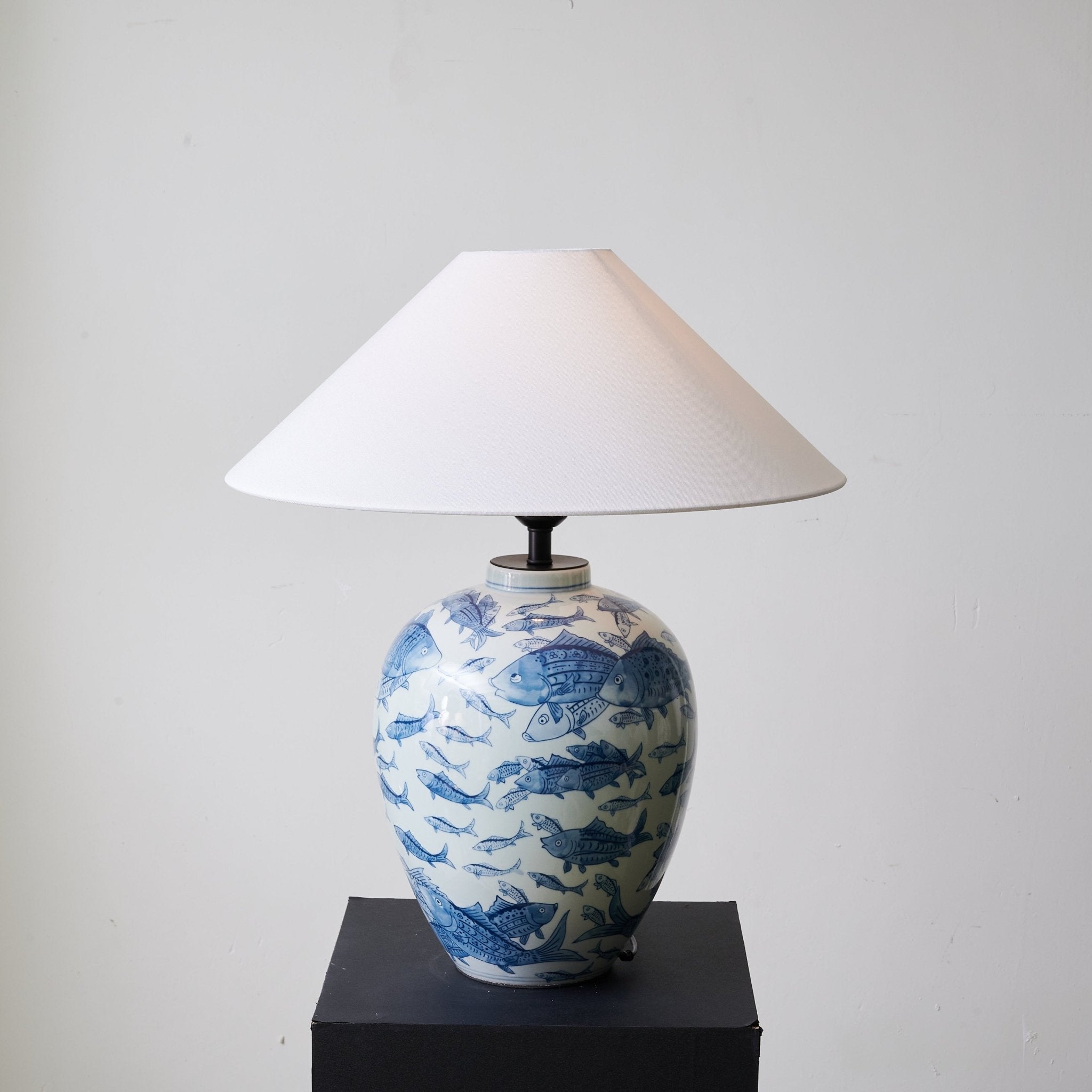 Marina Porcelain Table Lamp - Blowlighting