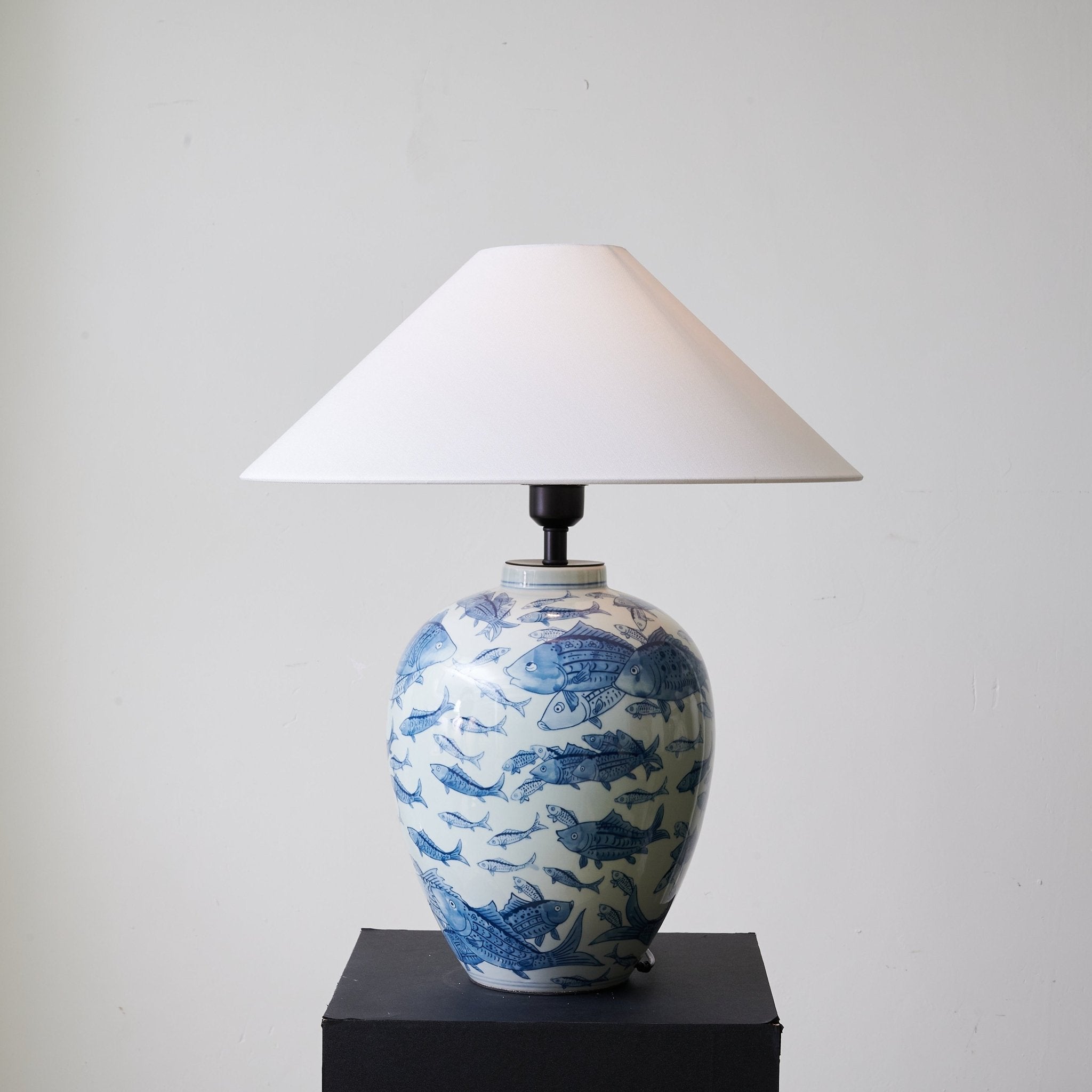 Marina Porcelain Table Lamp - Blowlighting
