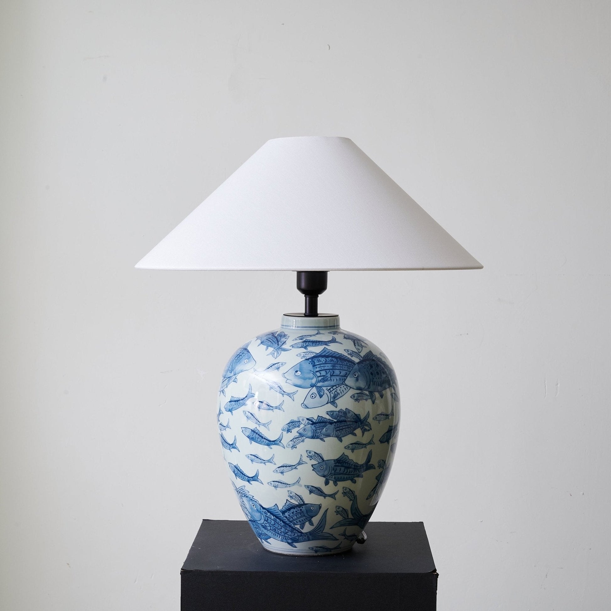 Marina Porcelain Table Lamp - Blowlighting