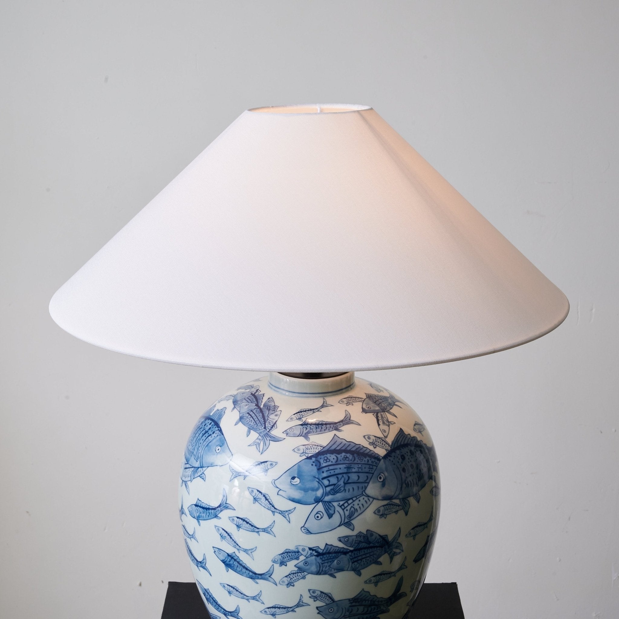 Marina Porcelain Table Lamp - Blowlighting