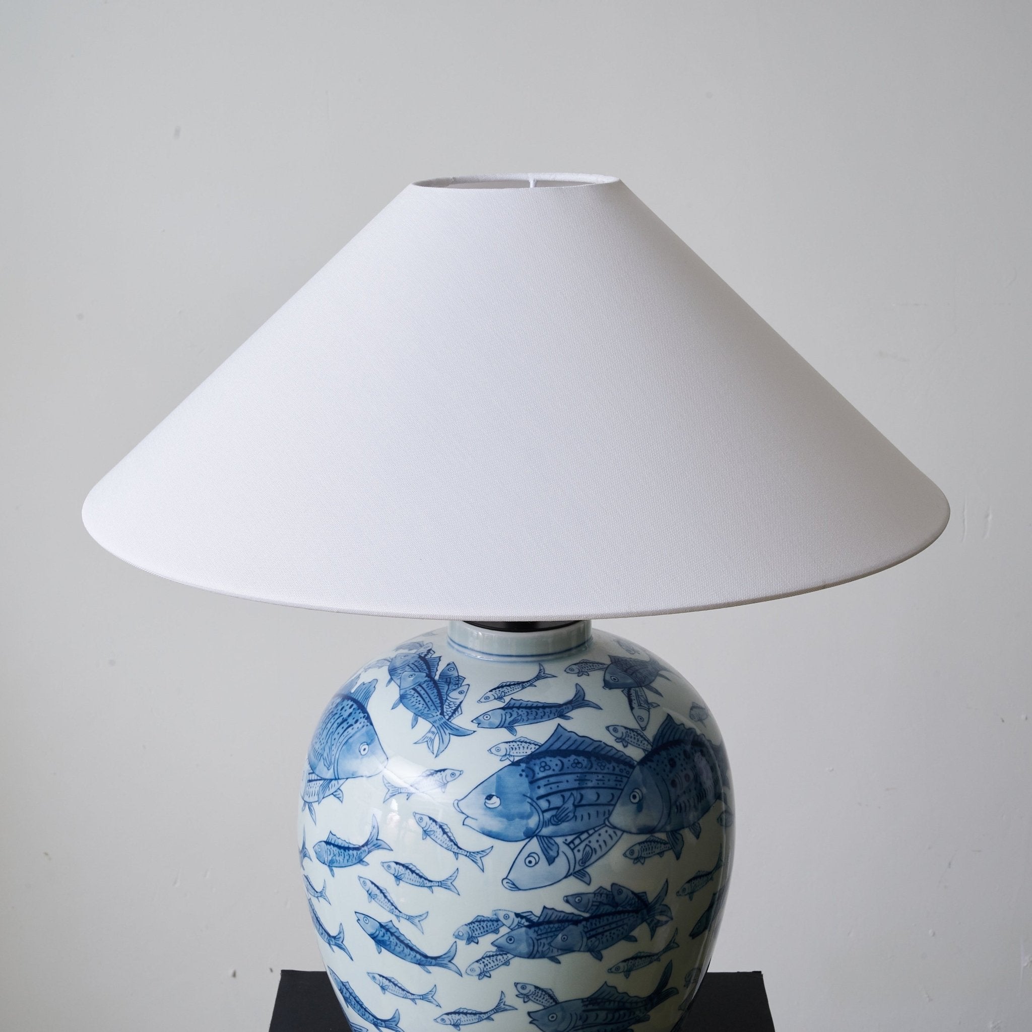 Marina Porcelain Table Lamp - Blowlighting