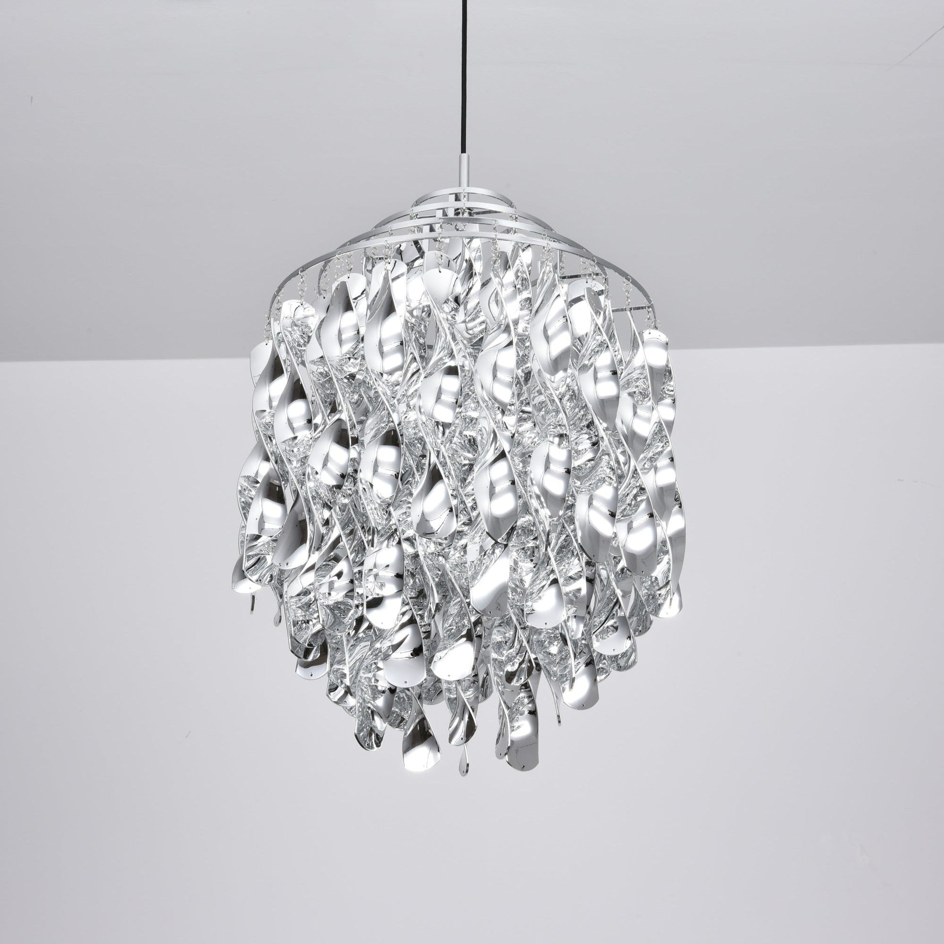 Isoran Luxe Acrylic Chandelier - Blowlighting