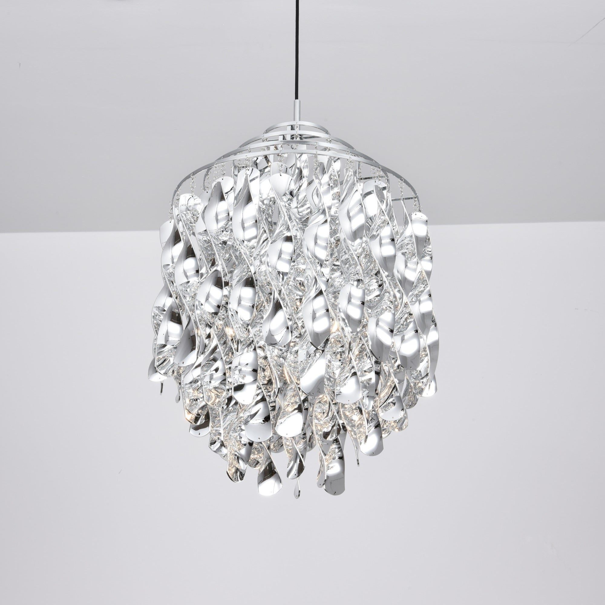 Isoran Luxe Acrylic Chandelier - Blowlighting