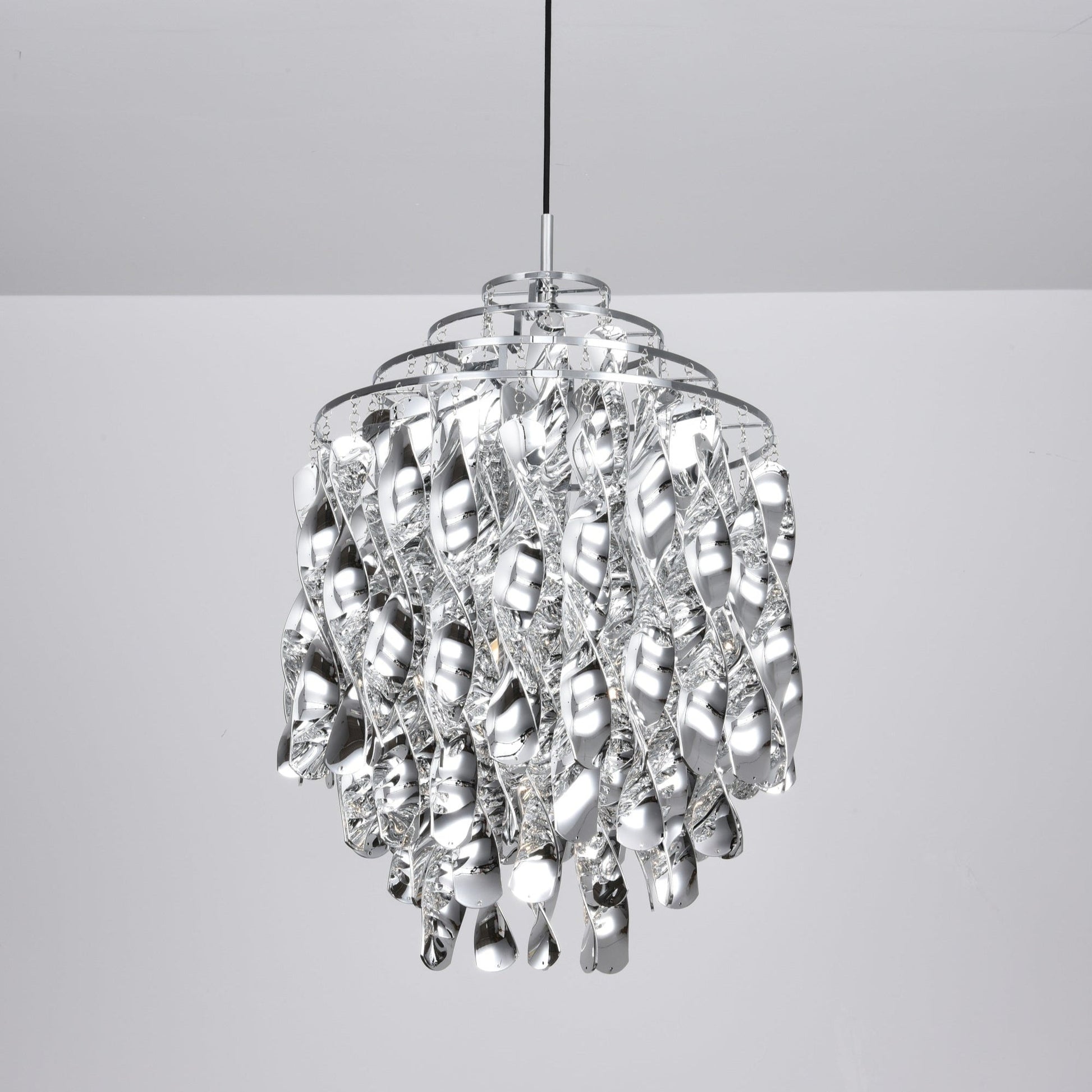 Isoran Luxe Acrylic Chandelier - Blowlighting