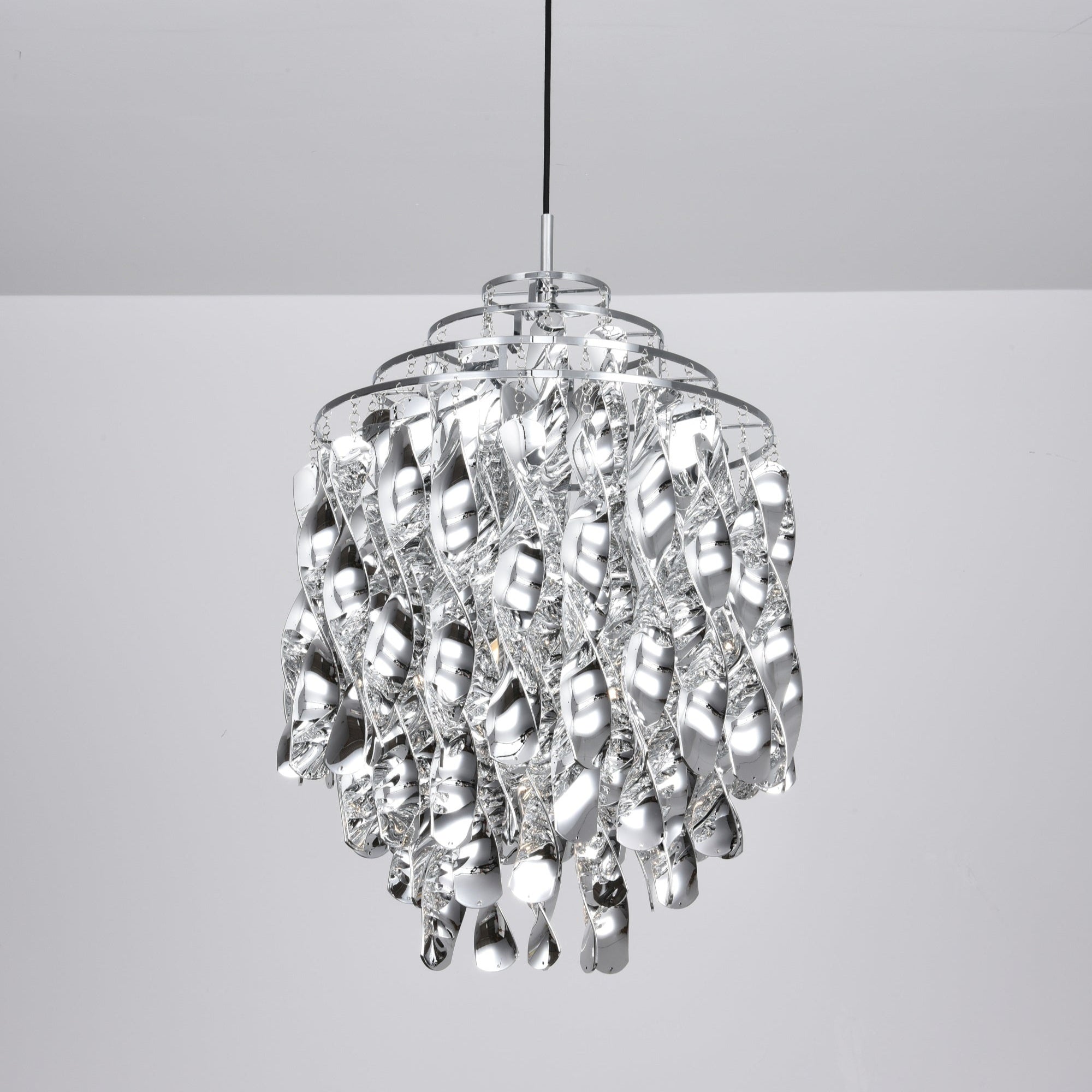 Isoran Luxe Acrylic Chandelier - Blowlighting