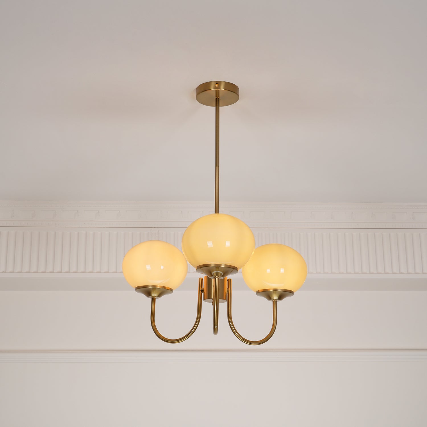 Marshmallow Chandelier - Blowlighting