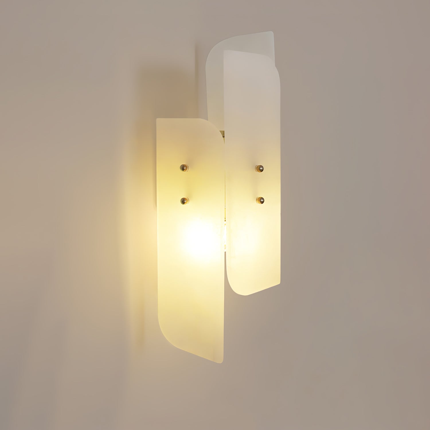 Veyra Alabaster Wall Sconce - Blowlighting