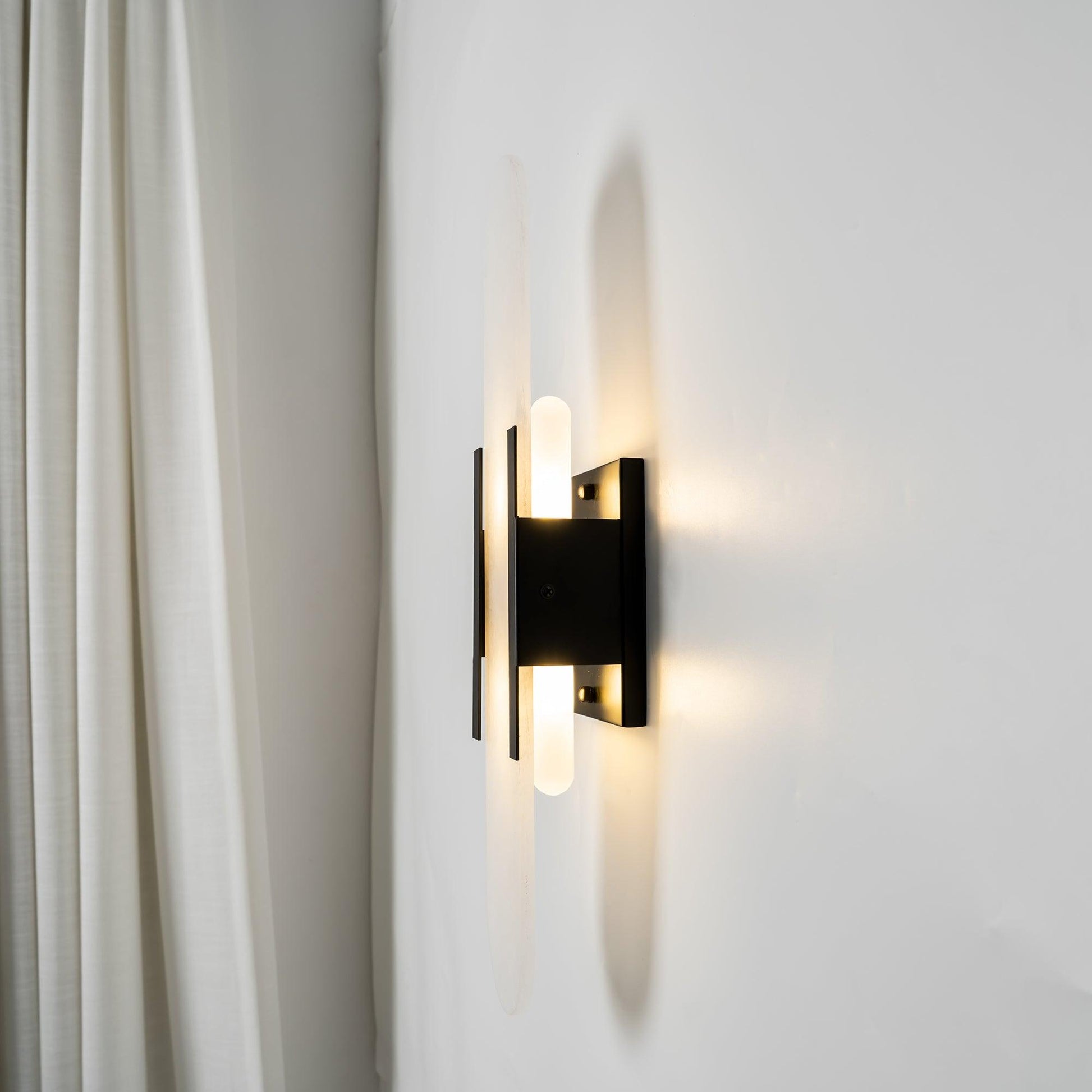 Olraeia Alabaster Dual Wall Lamp - Blowlighting