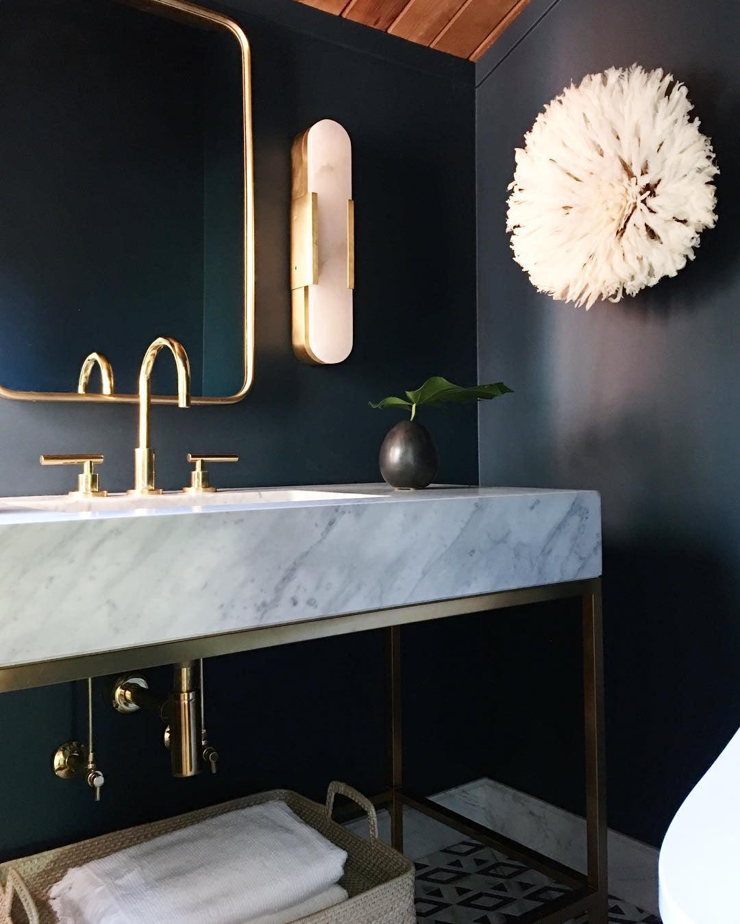 Olraeia Alabaster Dual Wall Lamp - Blowlighting