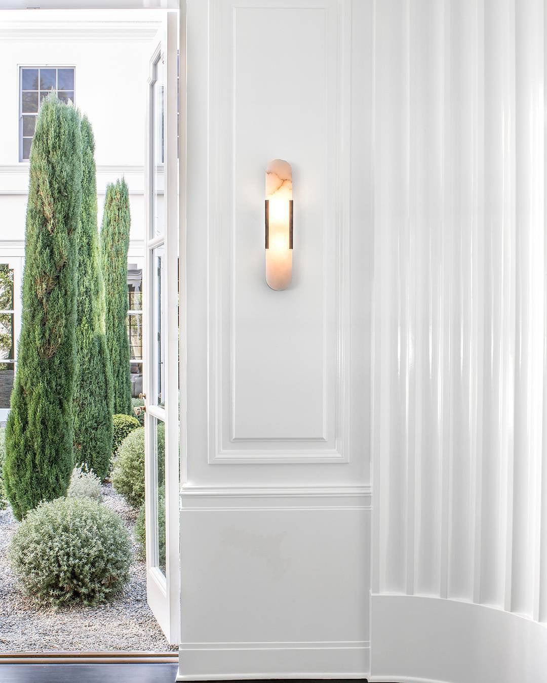 Olraeia Alabaster Dual Wall Lamp - Blowlighting