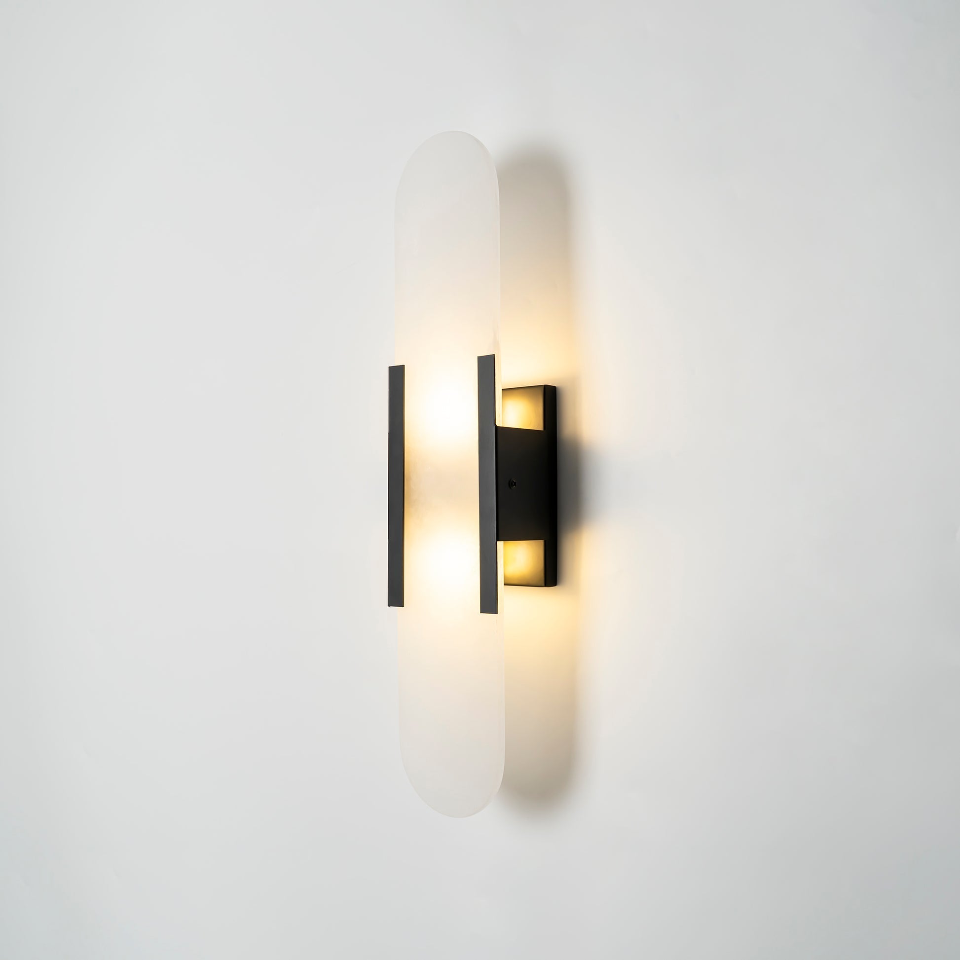Olraeia Alabaster Dual Wall Lamp - Blowlighting