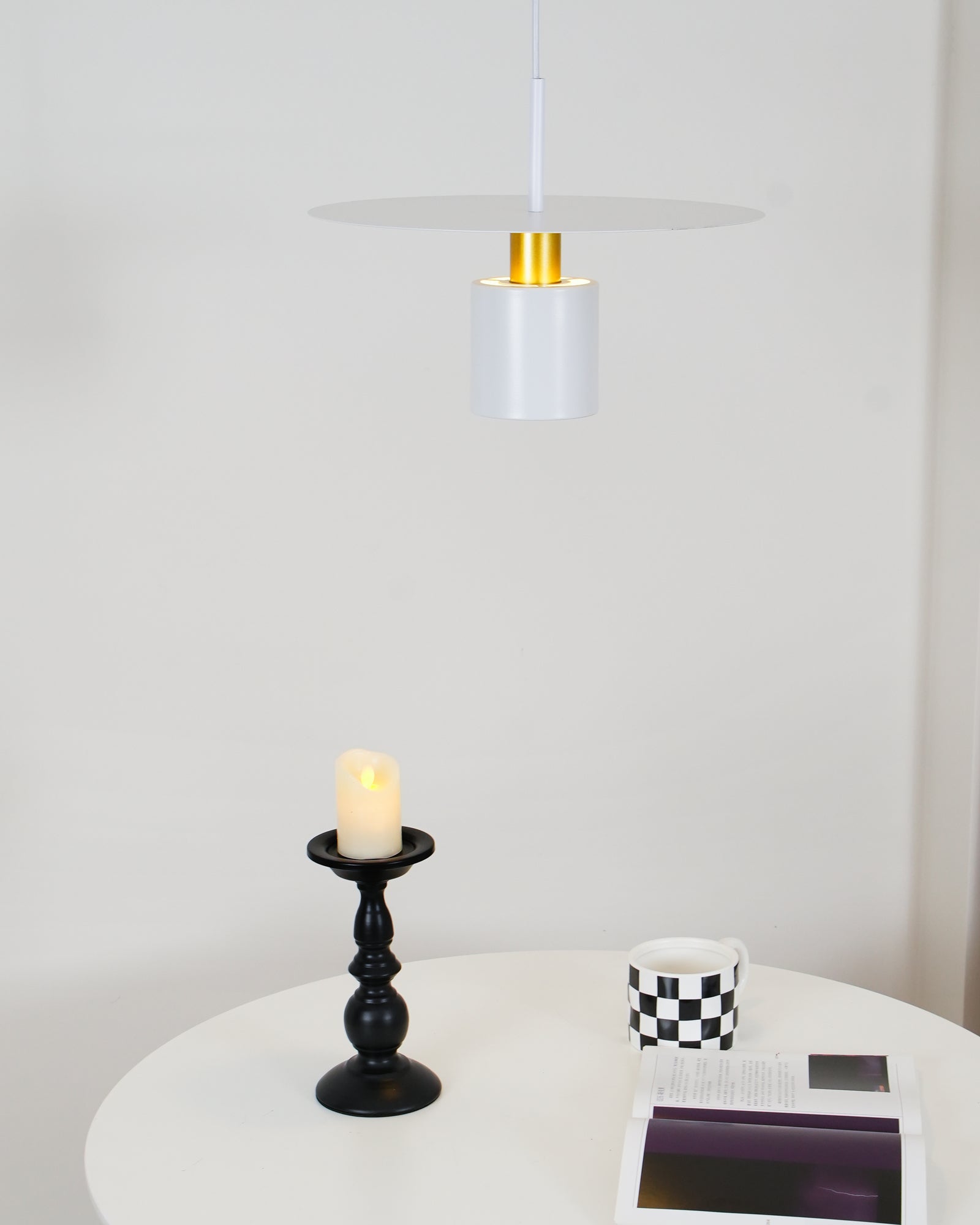 Mercer Halo Pendant Lamp - Blowlighting