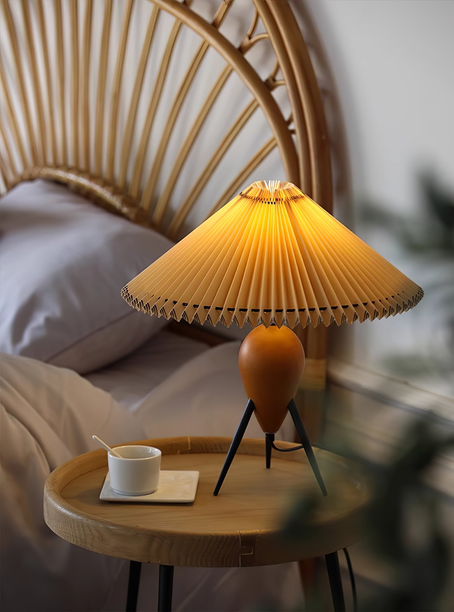 Mian Table Lamp - Blowlighting