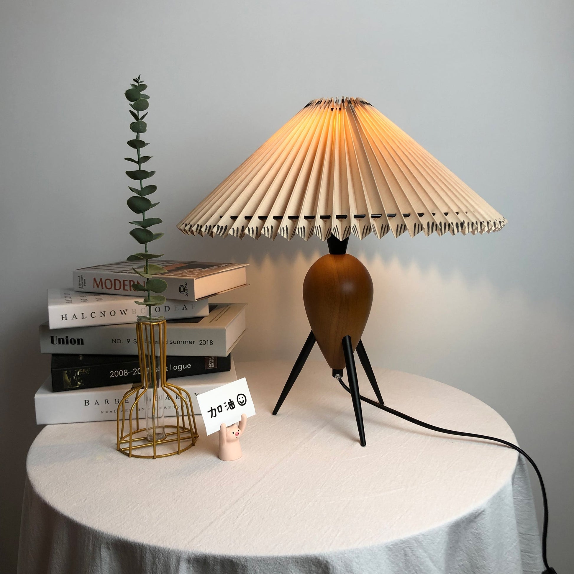 Mian Table Lamp - Blowlighting