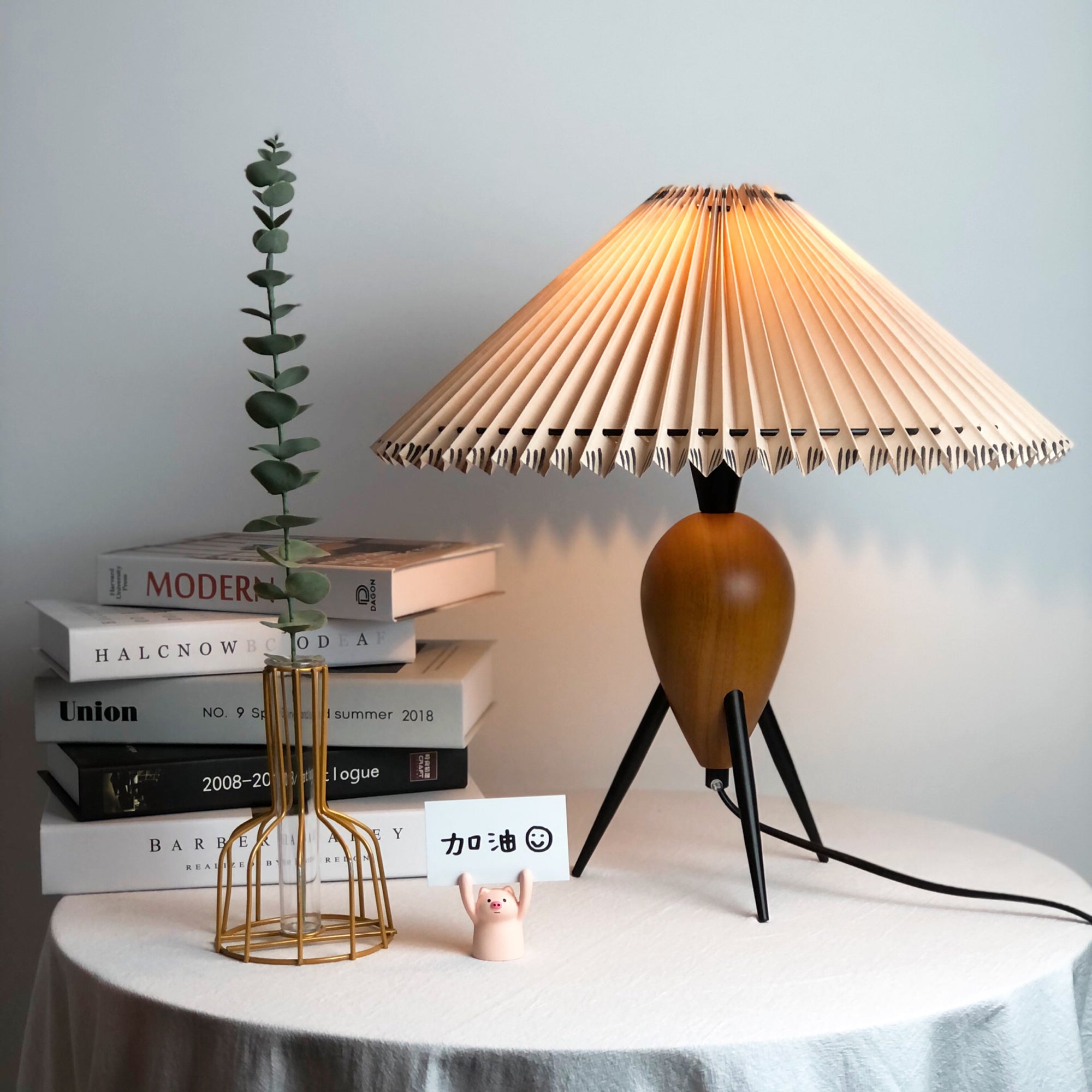Mian Table Lamp - Blowlighting
