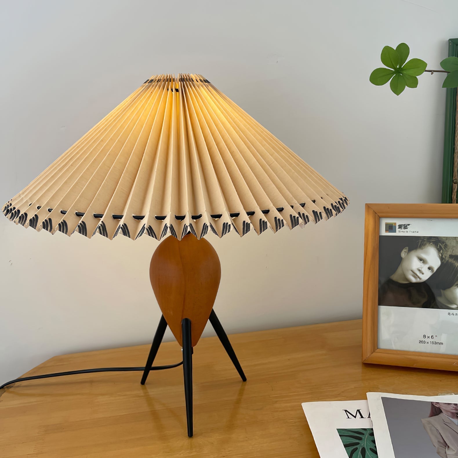 Mian Table Lamp - Blowlighting