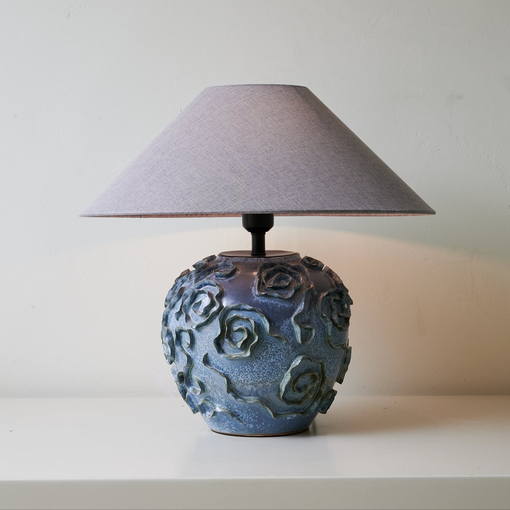 Midnight Rose Table Lamp - Blowlighting