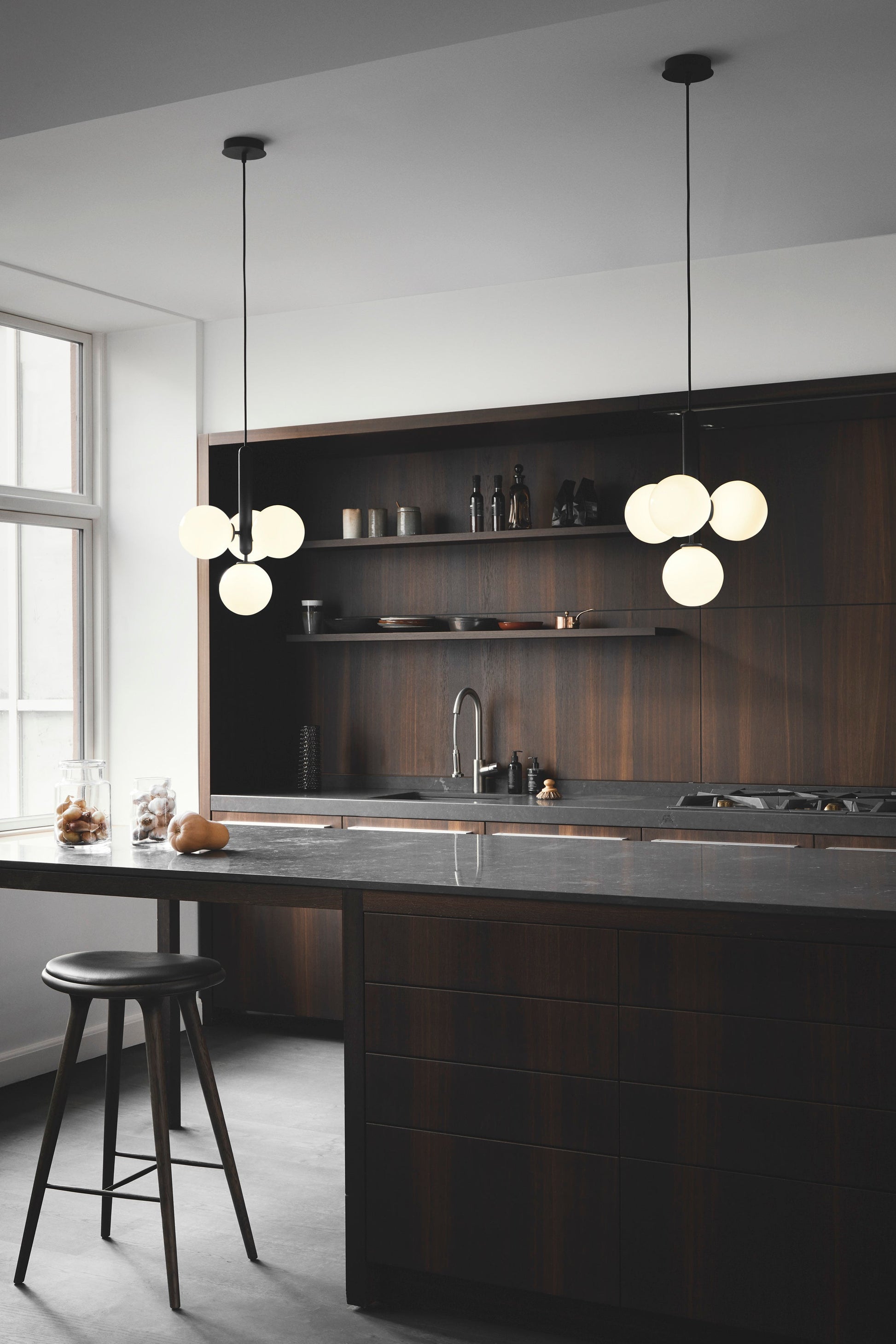 Miira Brass Pendant Light - Blowlighting