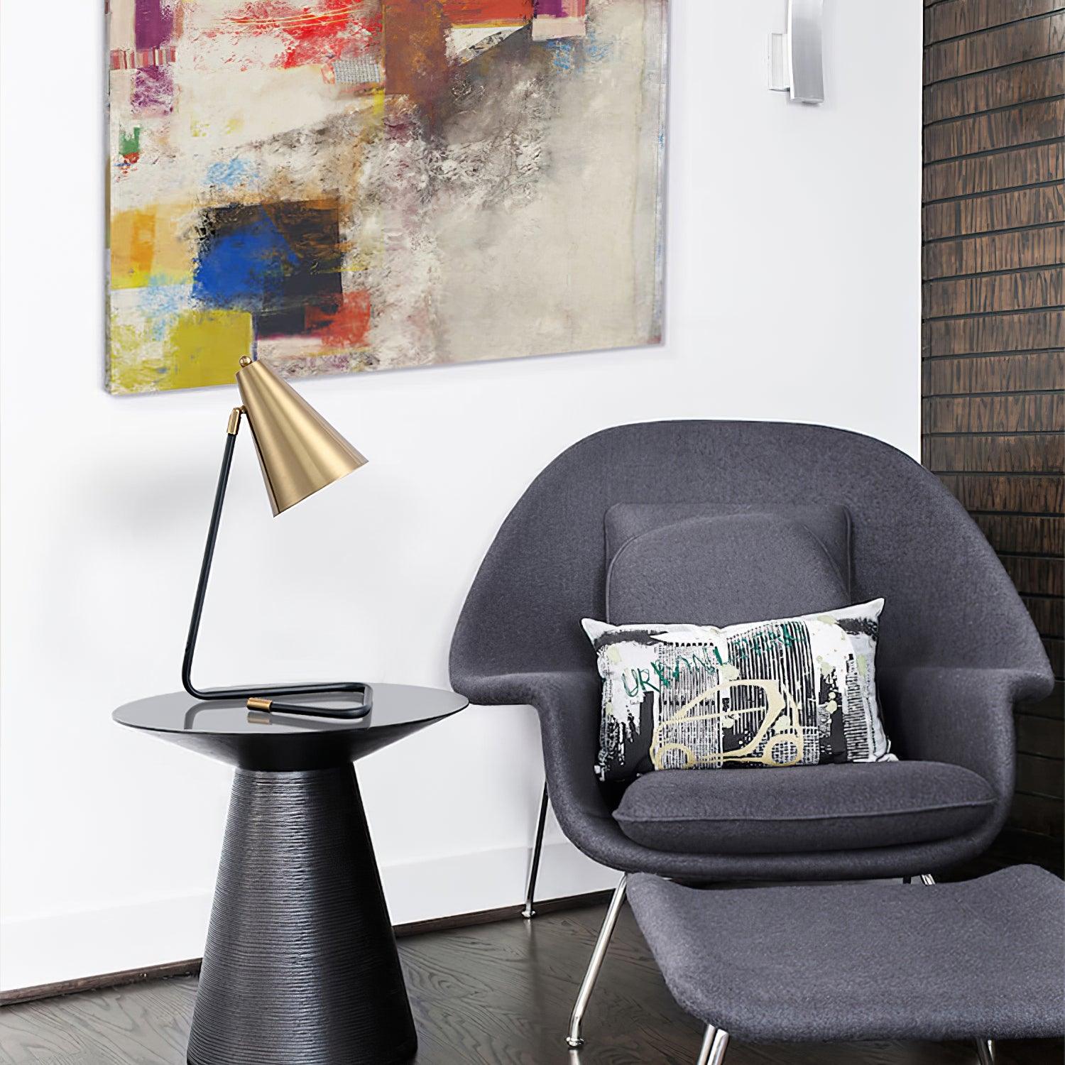 Miles Medium Table Lamp - Blowlighting