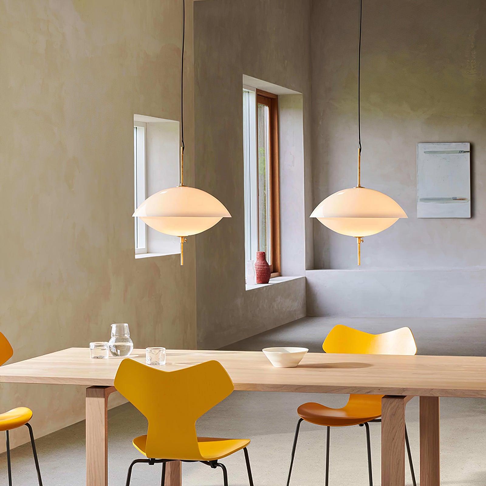 Miller Shell Pendant Light - Blowlighting