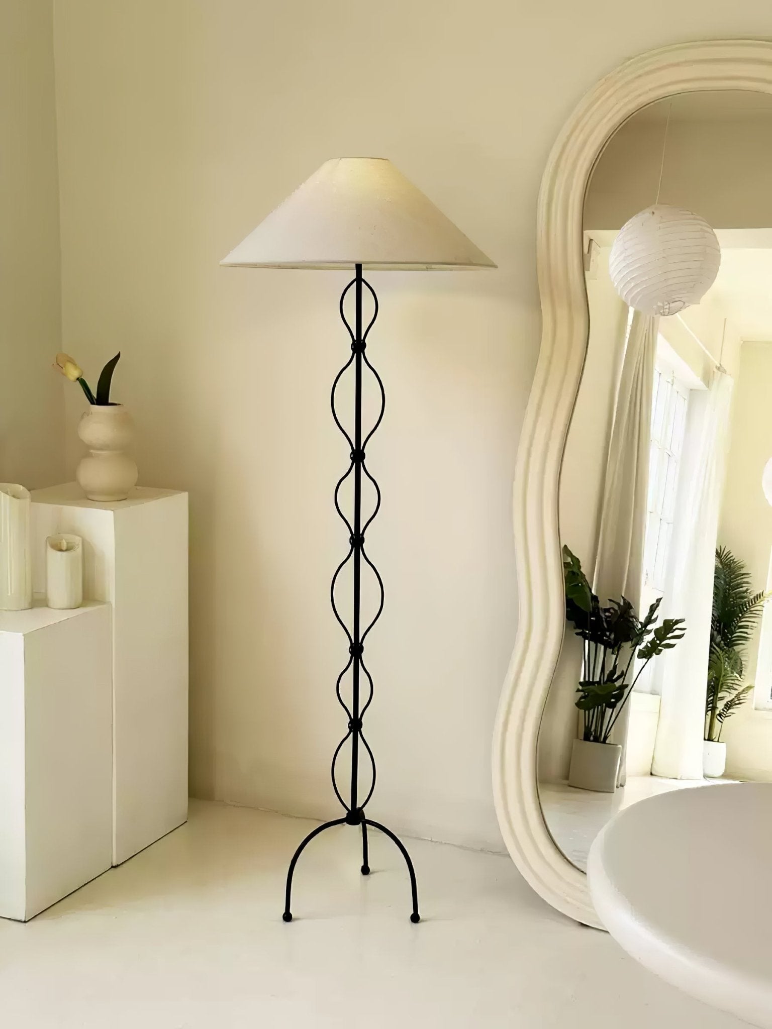 Minimalist Iron Twist Floor Lamp - Blowlighting