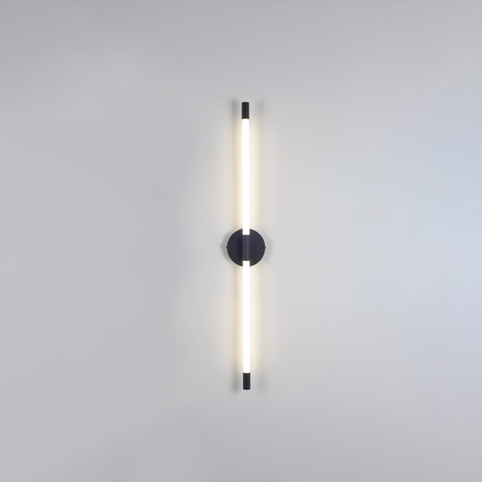 Minimalist Vertical Wall Sconce - Blowlighting
