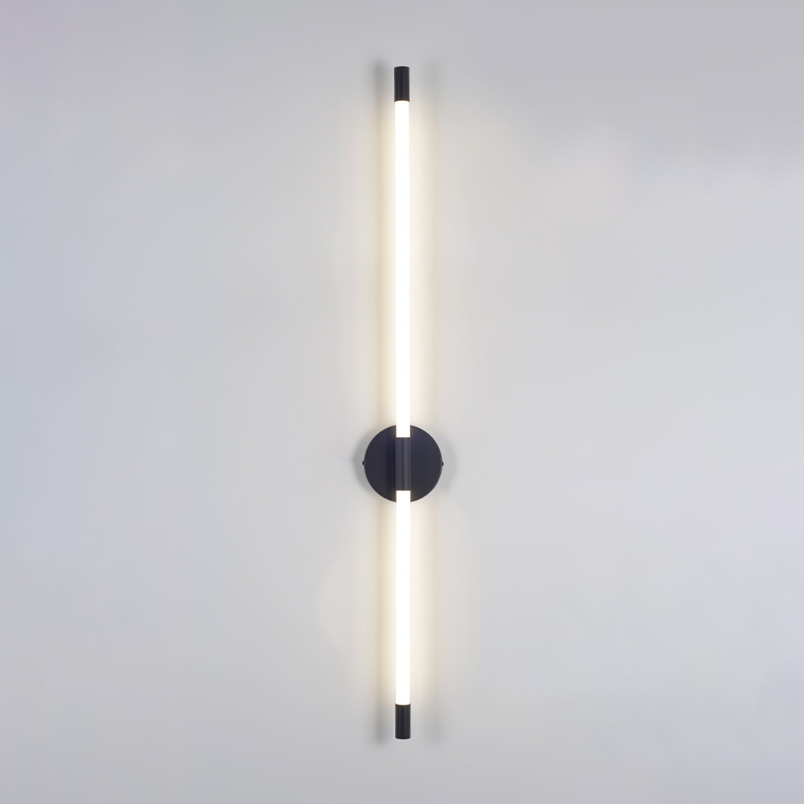 Minimalist Vertical Wall Sconce - Blowlighting
