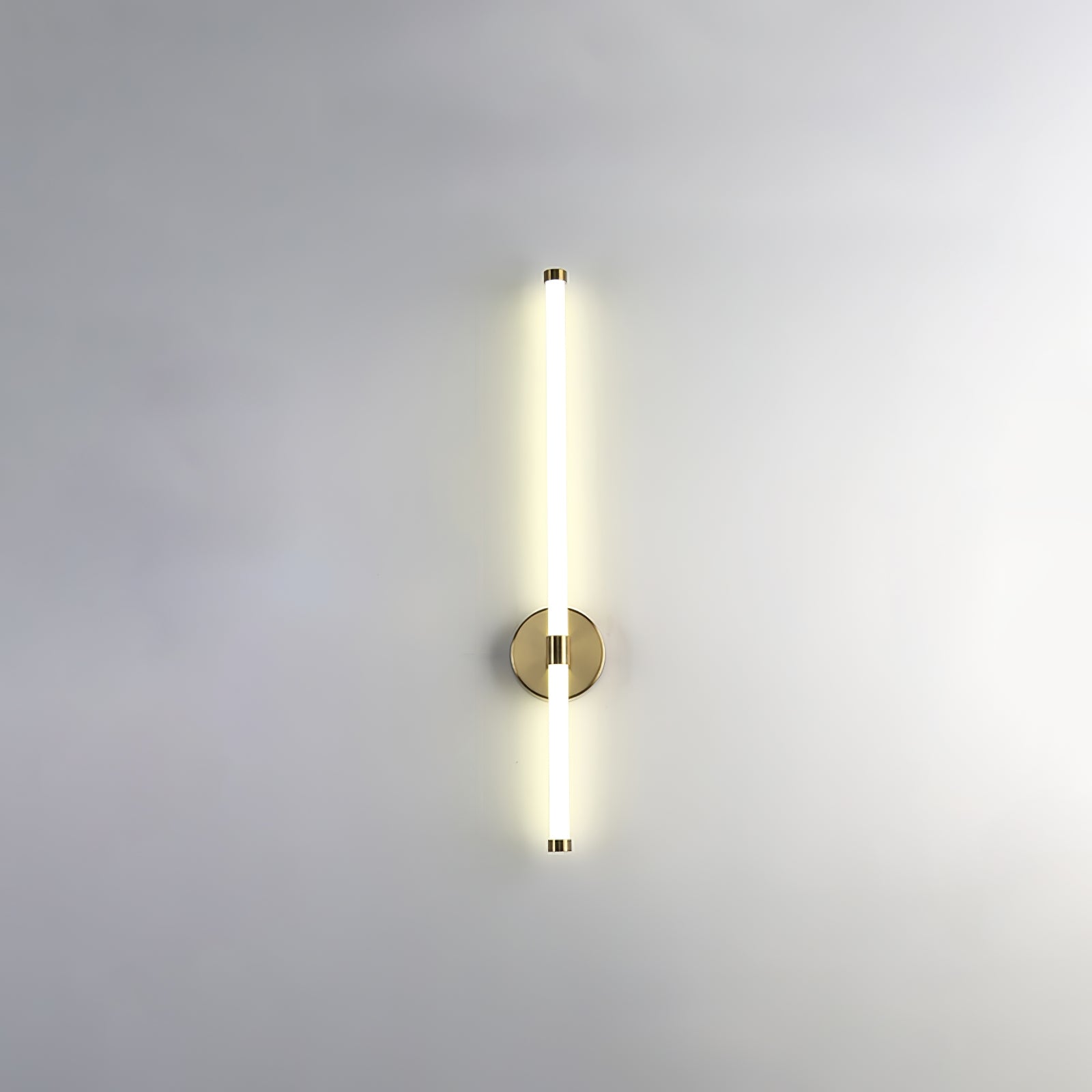 Minimalist Vertical Wall Sconce - Blowlighting