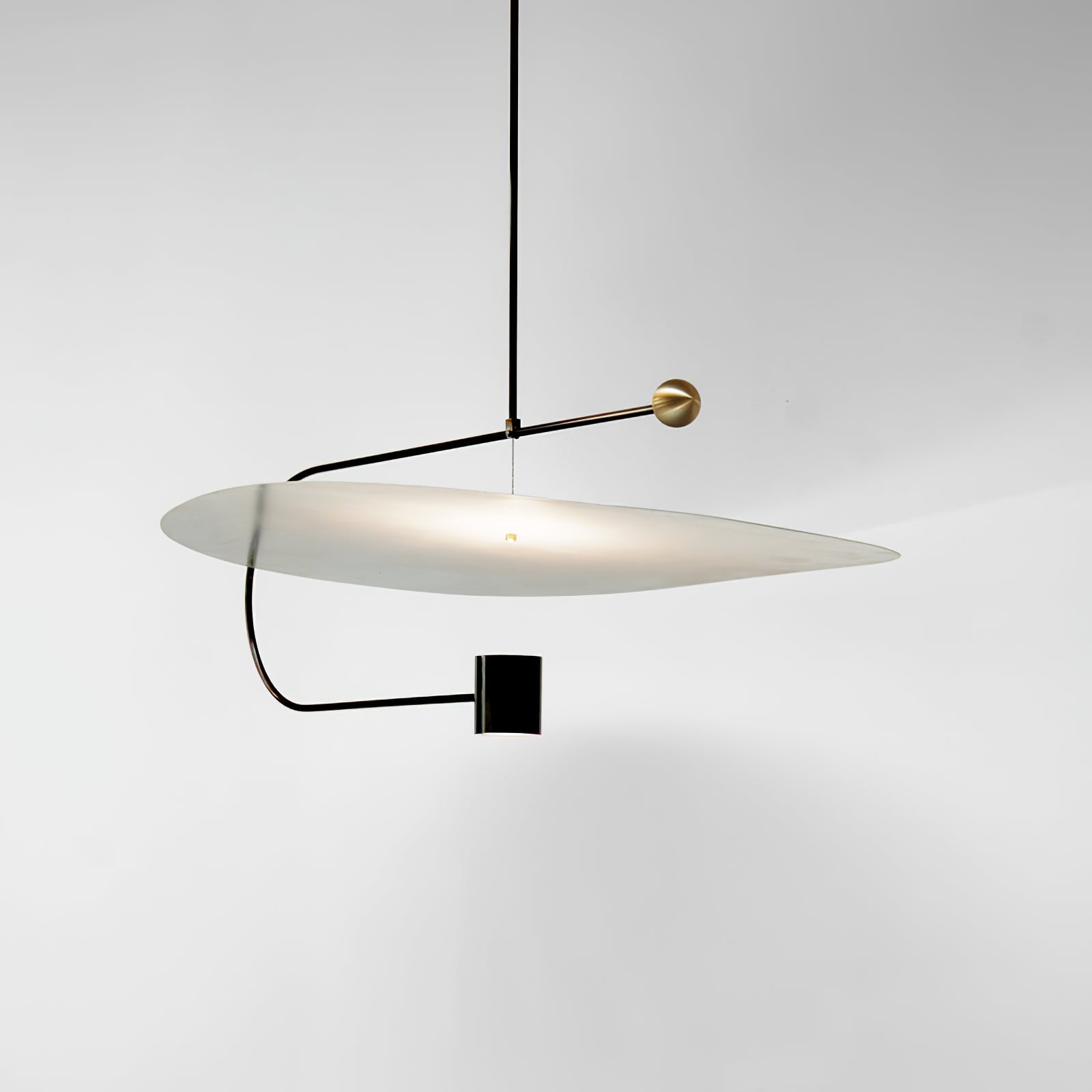 Arsorir Geometric Pendant Light - Blowlighting
