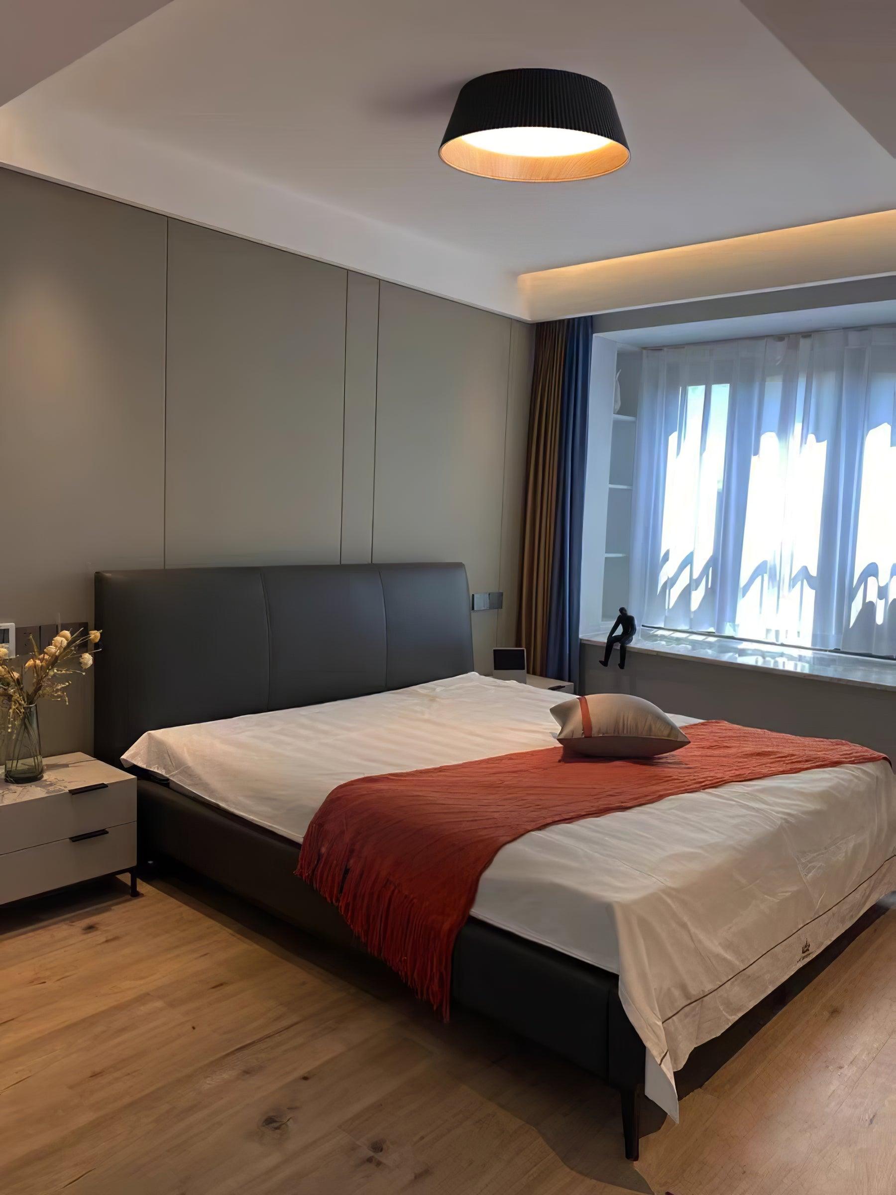 Modern Ribbed Ceiling Light - Blowlighting