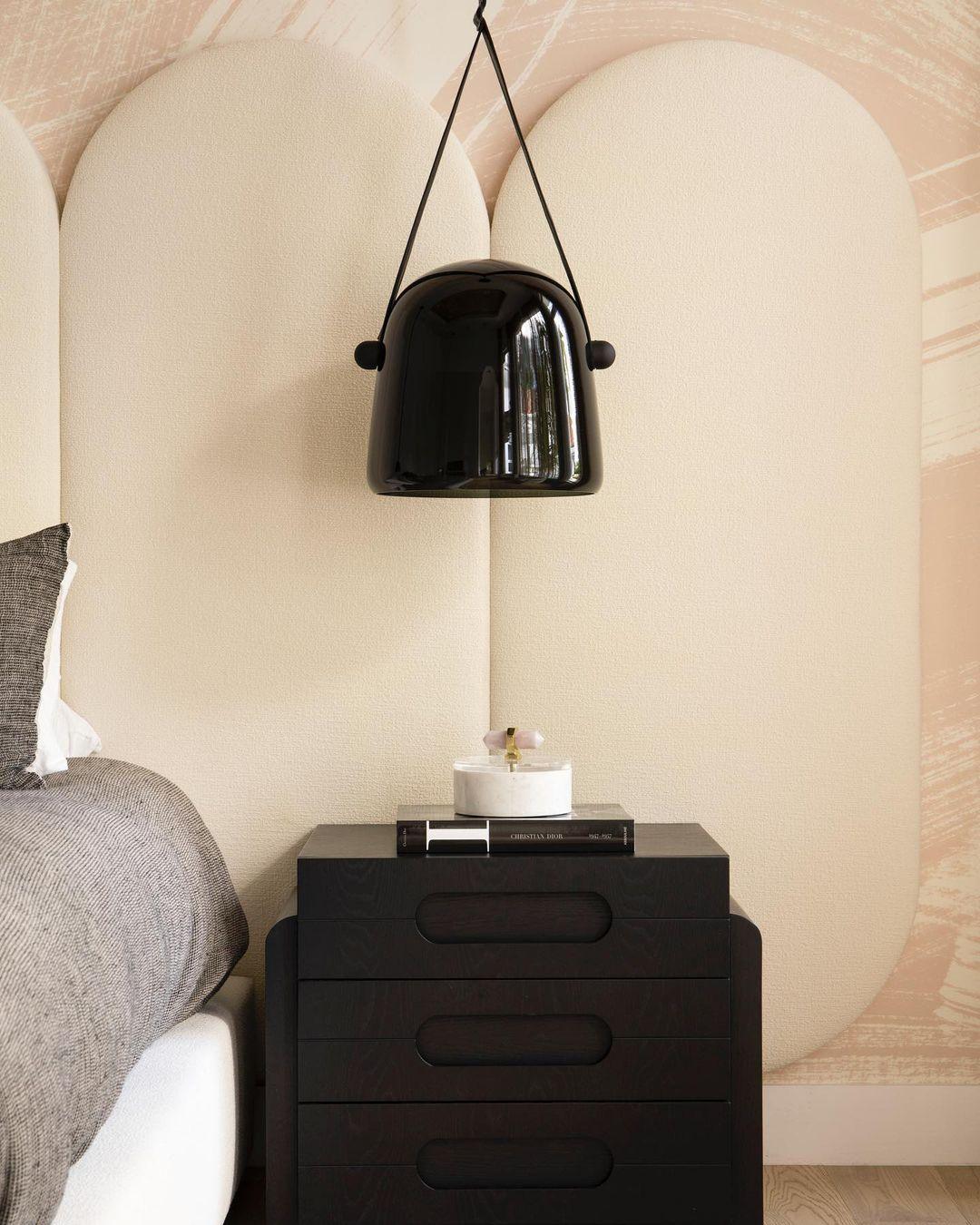 Penumbra Pendant Light - Blowlighting