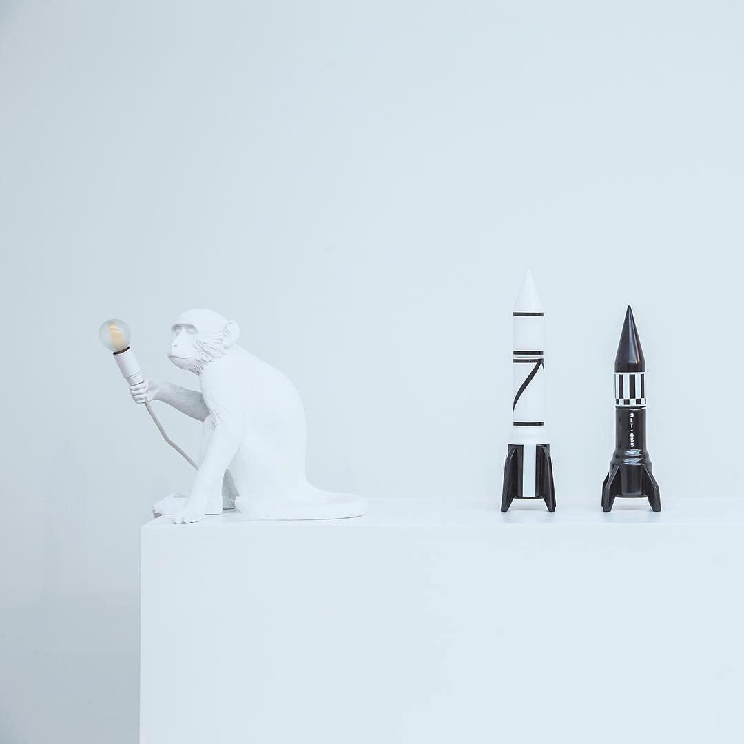 Monkey Table Lamp - Blowlighting