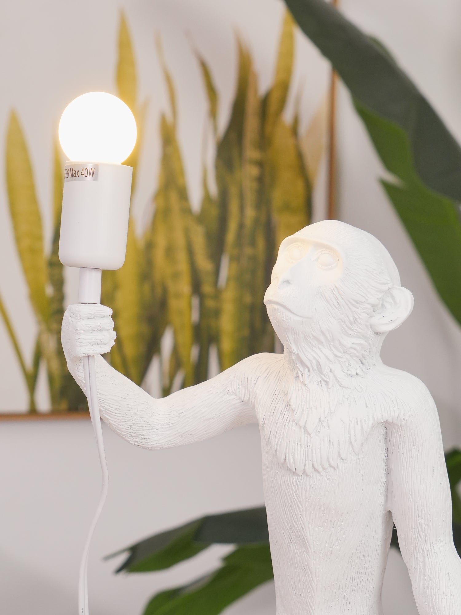 Monkey Table Lamp - Blowlighting