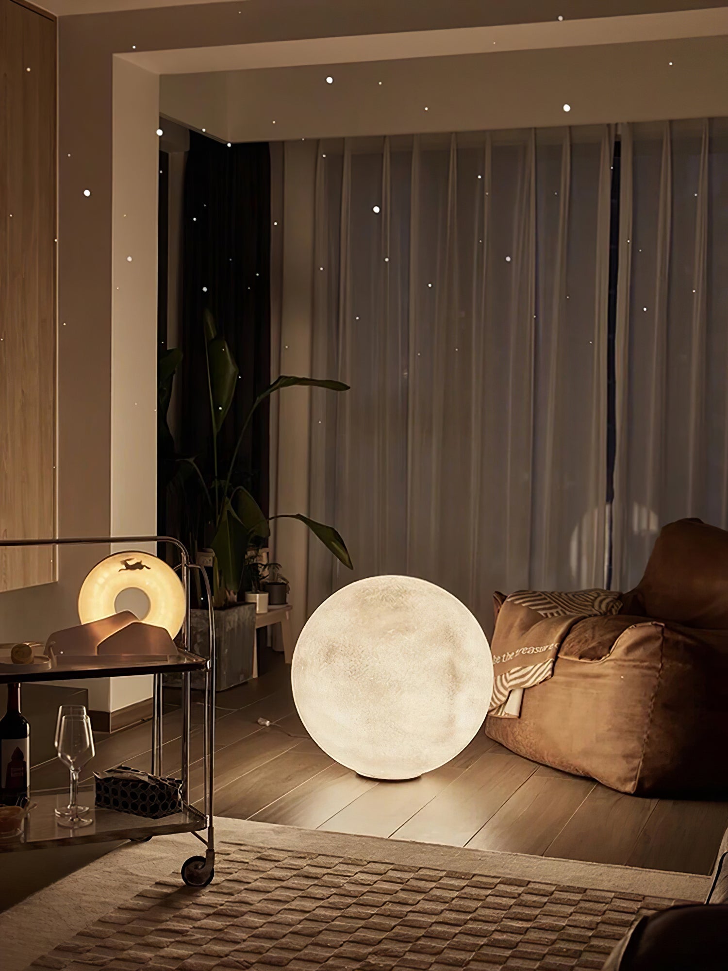 Moon Table Lamp - Blowlighting