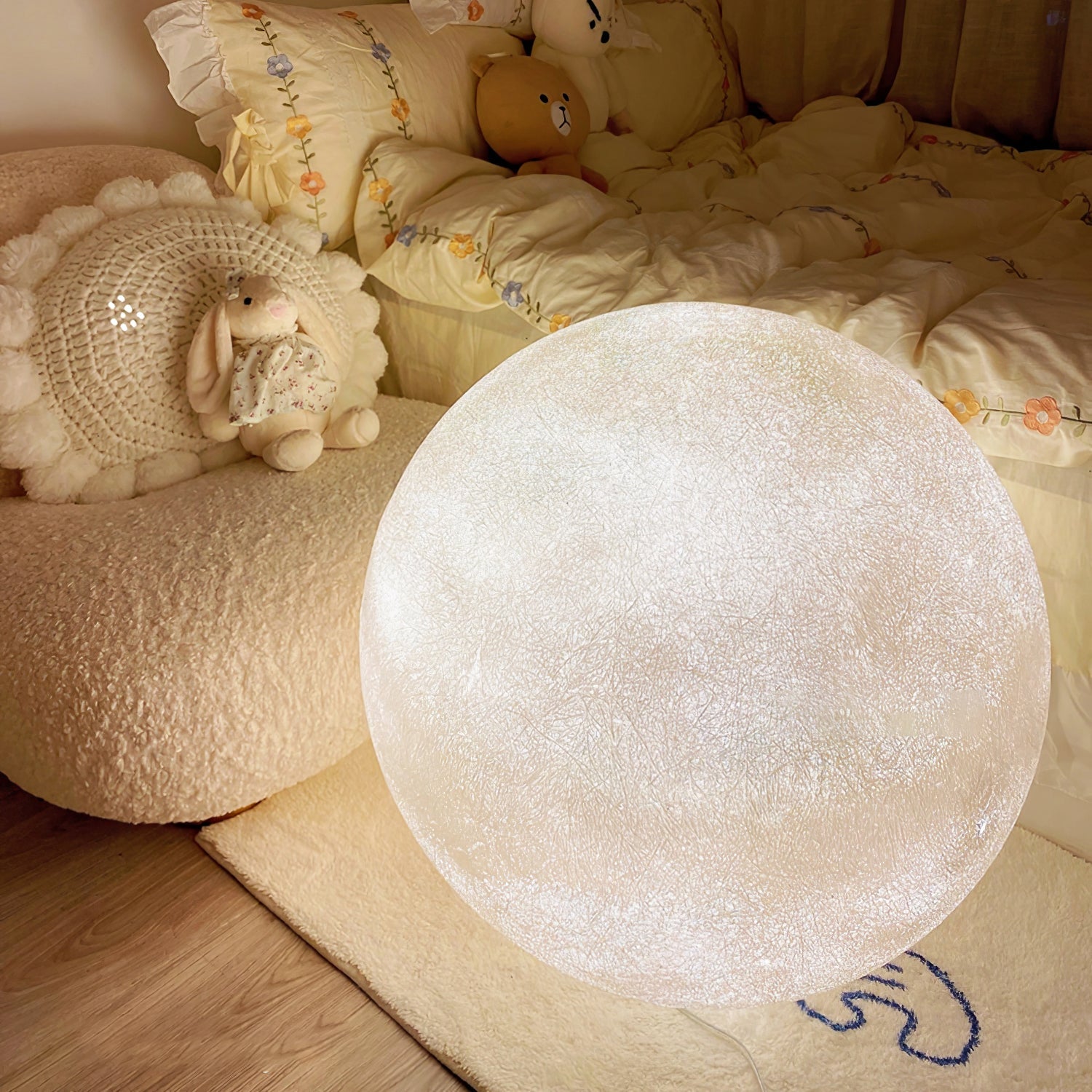 Moon Table Lamp - Blowlighting