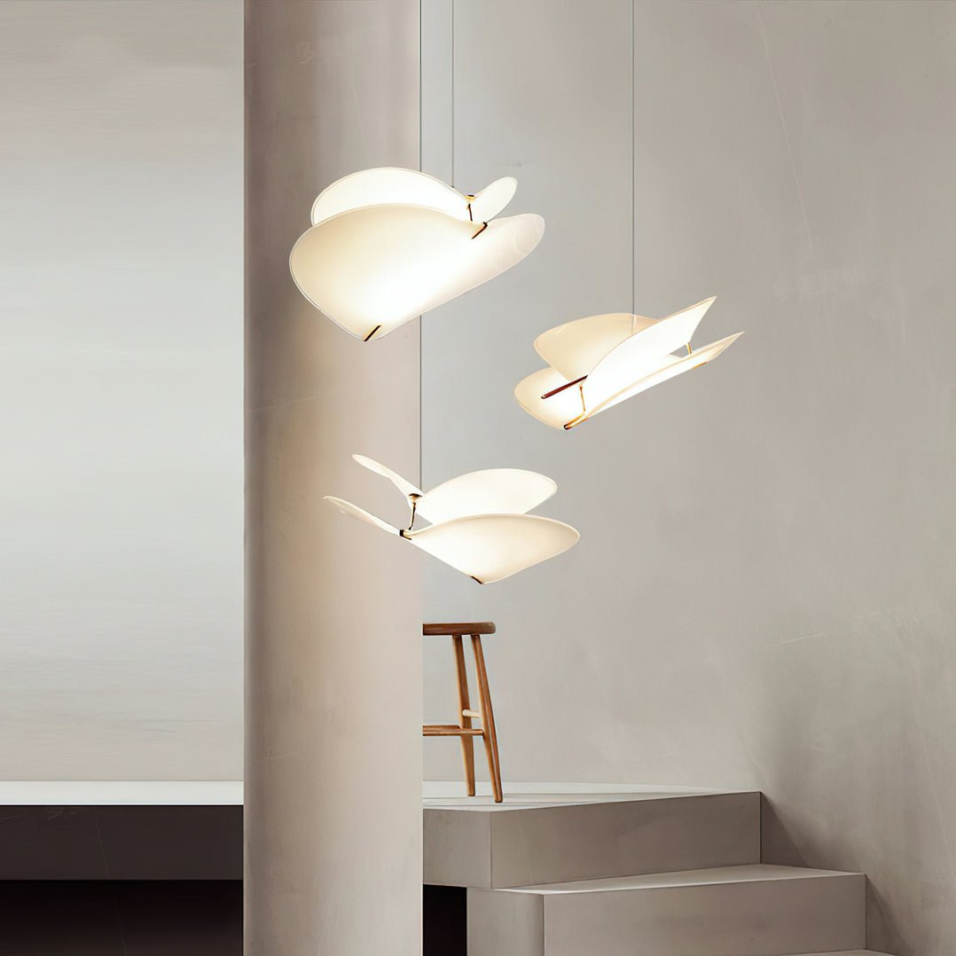 Moth Pendant Lamp - Blowlighting
