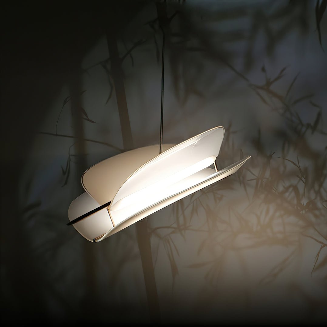 Moth Pendant Lamp - Blowlighting