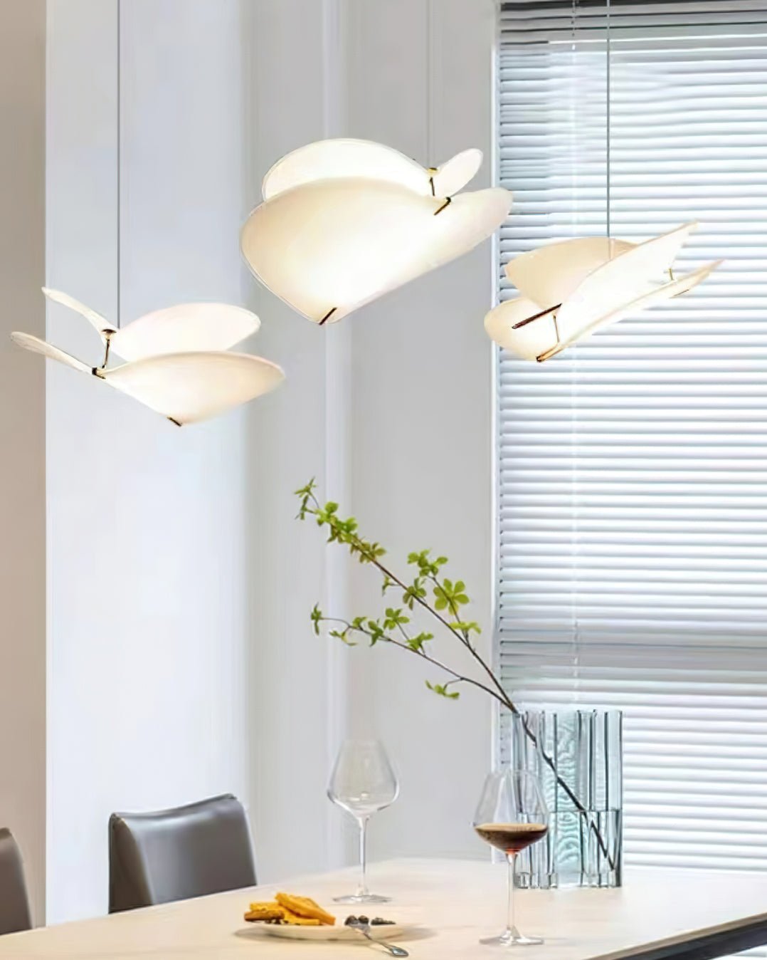 Moth Pendant Lamp - Blowlighting