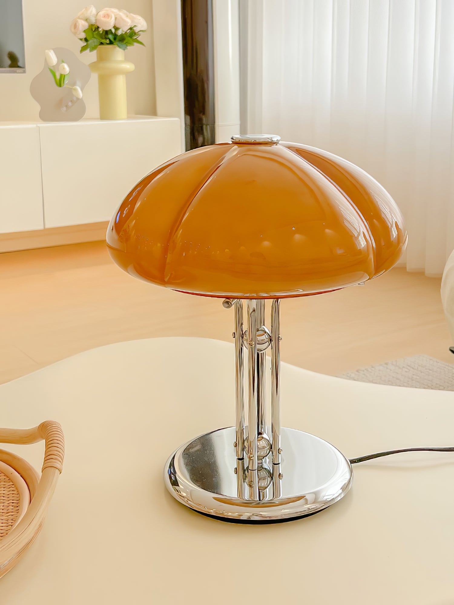 Mushroom Bauhaus Table Lamp - Blowlighting