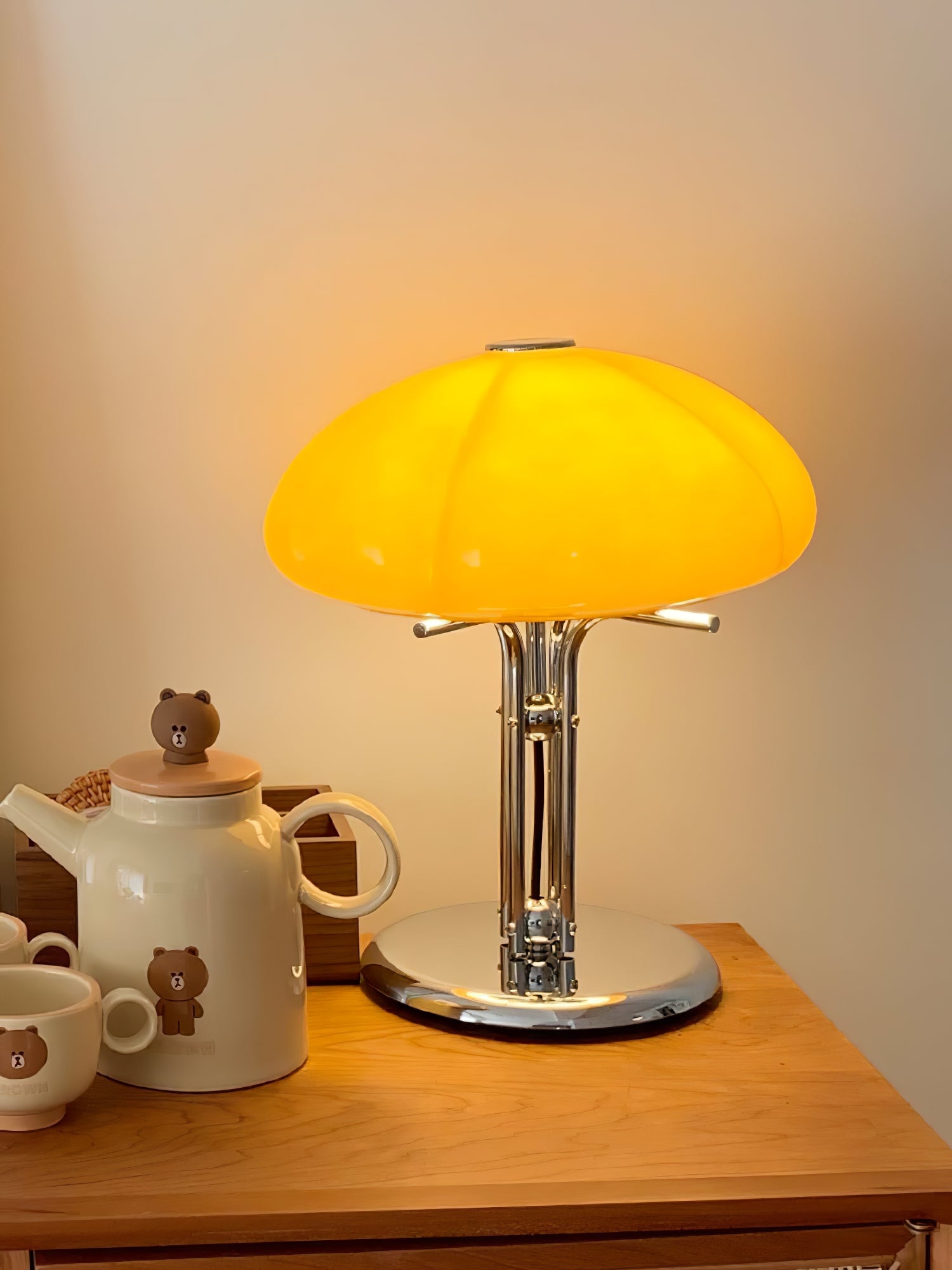 Mushroom Bauhaus Table Lamp - Blowlighting