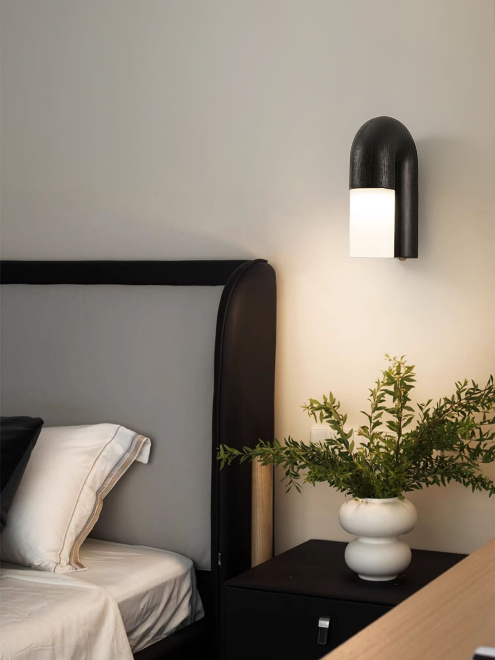Arcus Wood Wall Lamp - Blowlighting