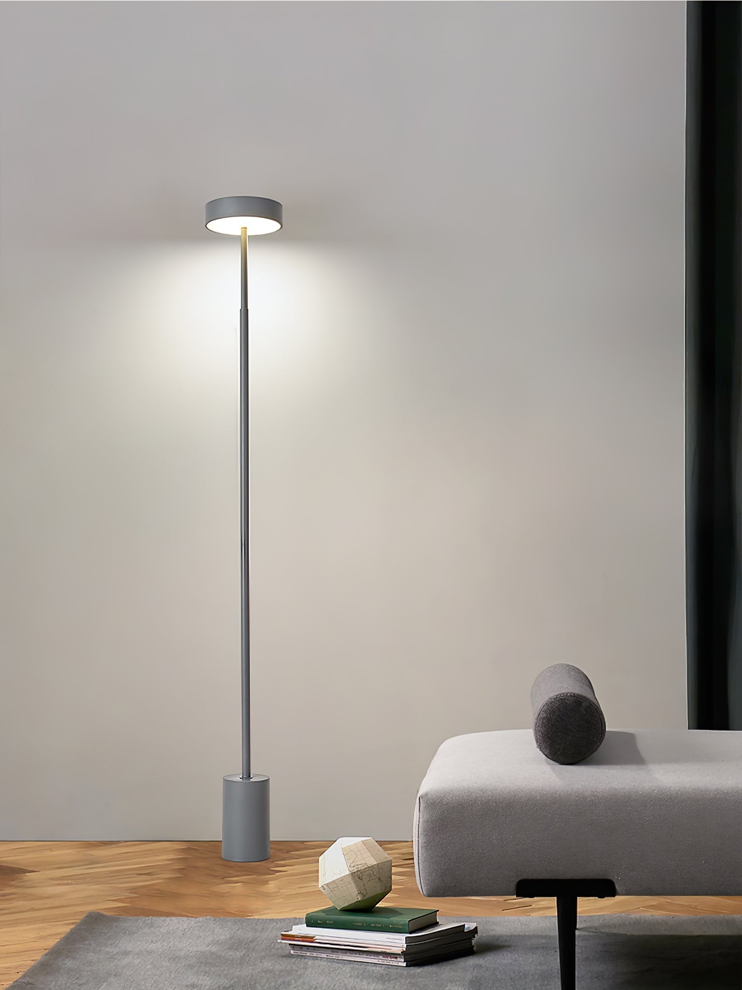 Naya Rotatable Floor Lamp - Blowlighting