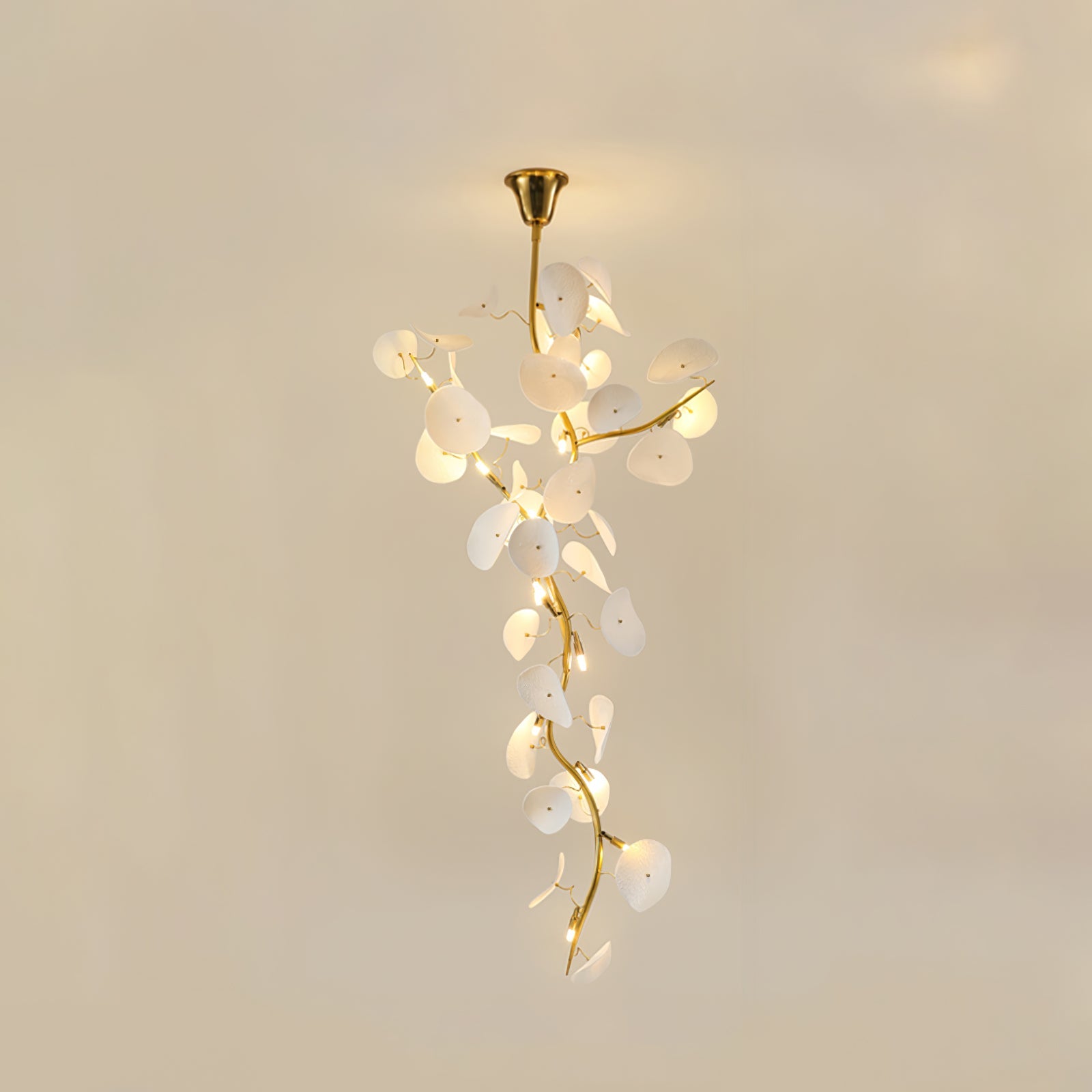 Orthair Branch Ceramic Brass Chandelier - Blowlighting