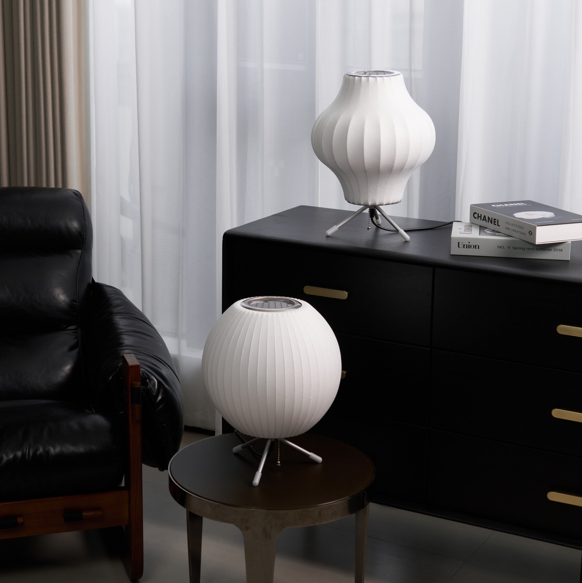Nelson Tripod Table Lamp - Blowlighting